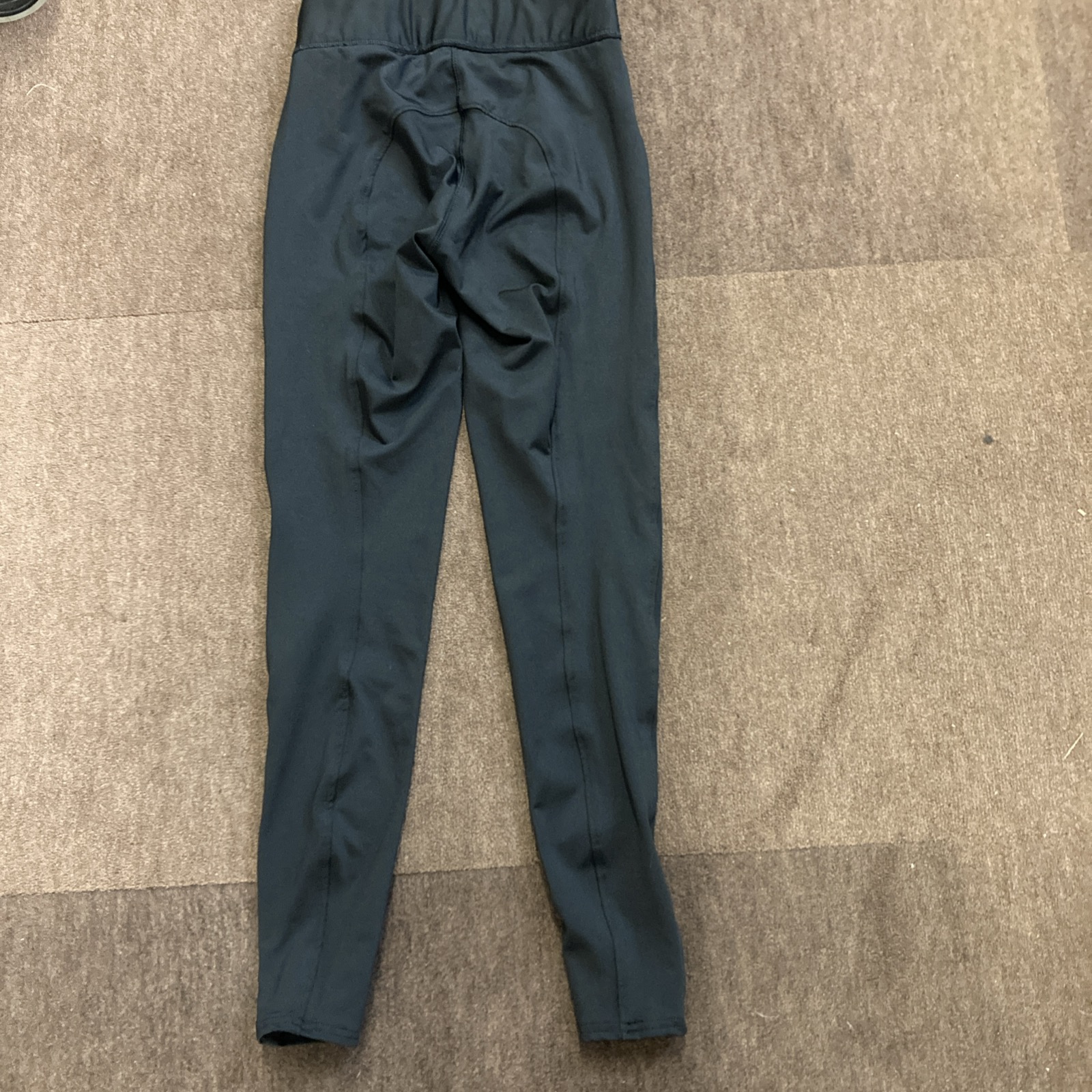 Rhinegold ladies everyday riding tights in black. Size 8. Preowned. VGC