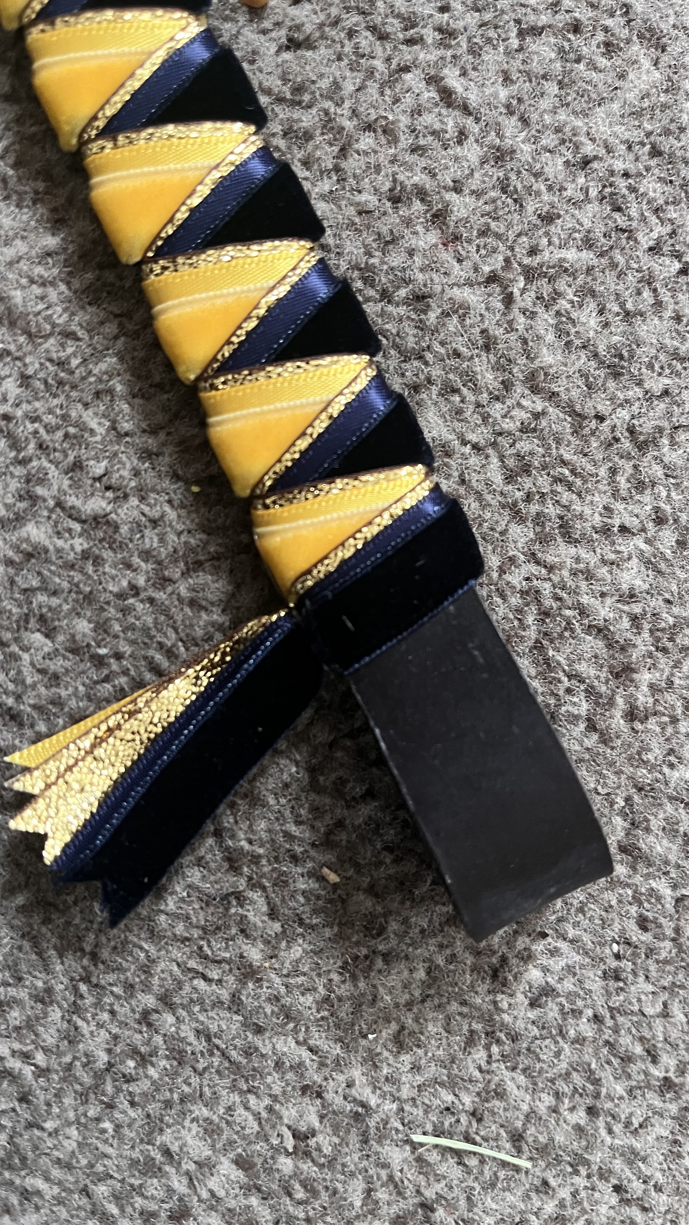 Browband heaven yellow/gold/navy 15” brown leather sharkstooth browband.
