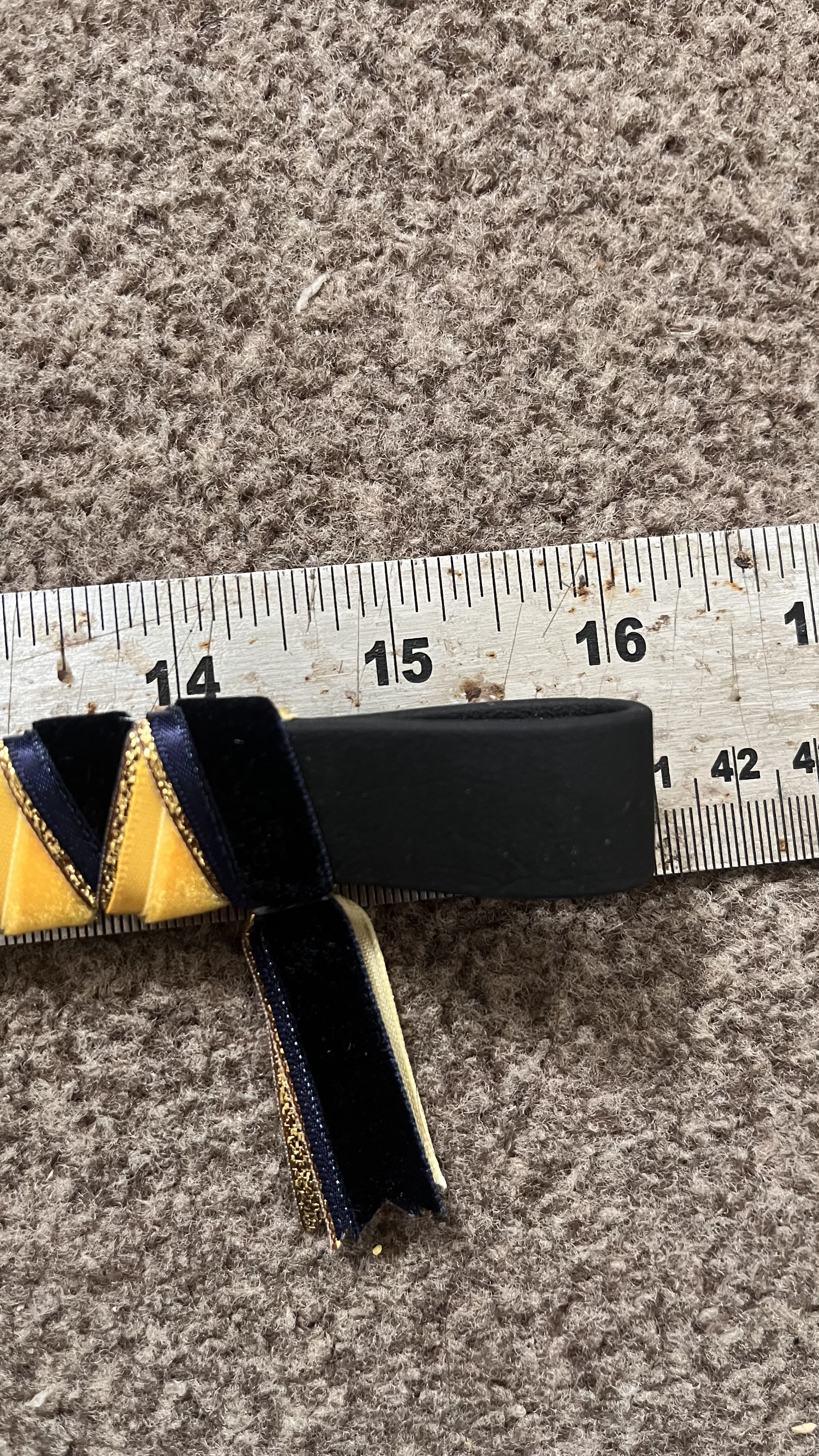 Browband Heaven Navy/Yellow/Gold sharkstooth browband. 16”. Black pvc