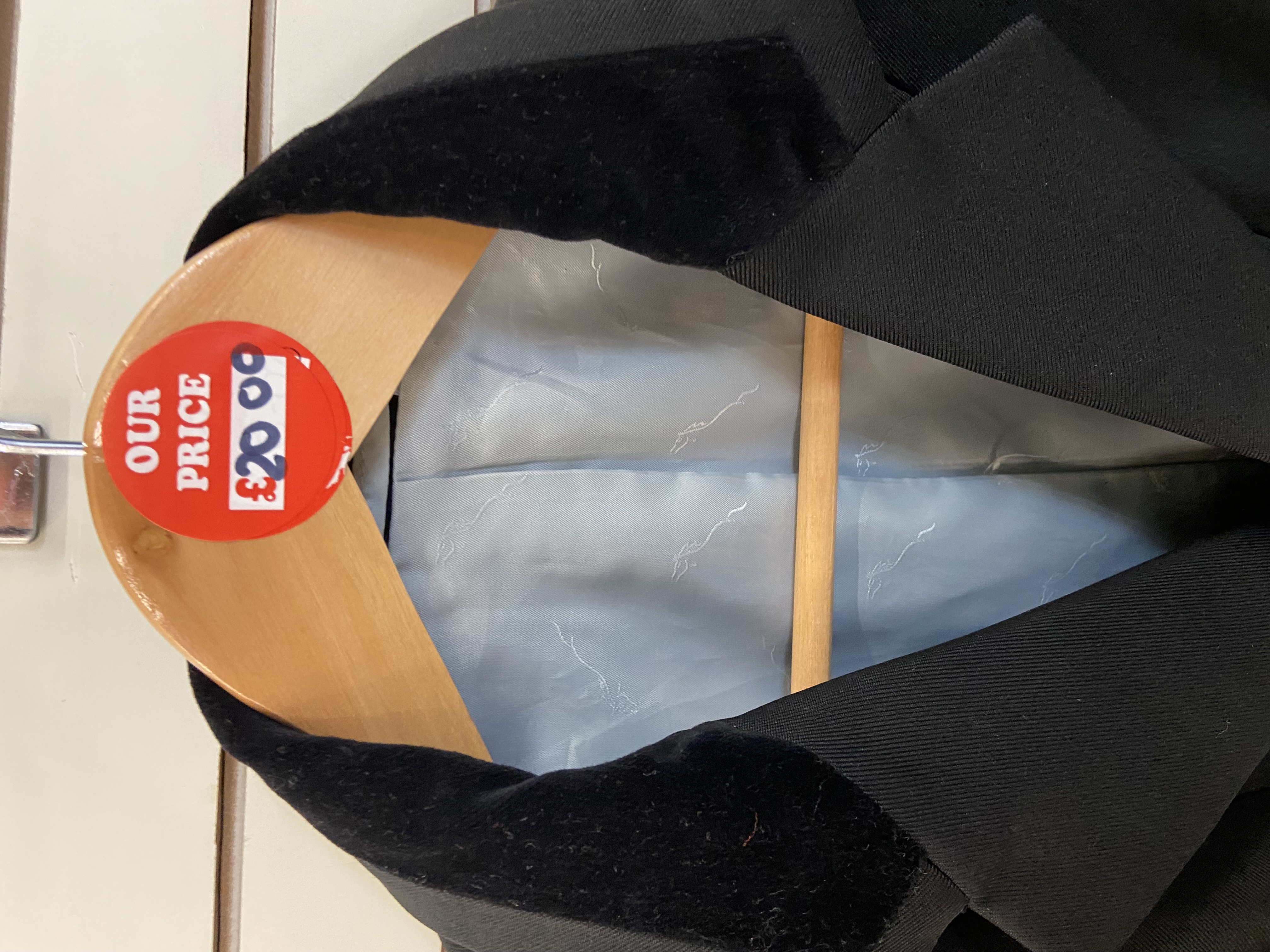 Shires ladies/maids black showing jacket. 32”. Preowned. VGC.