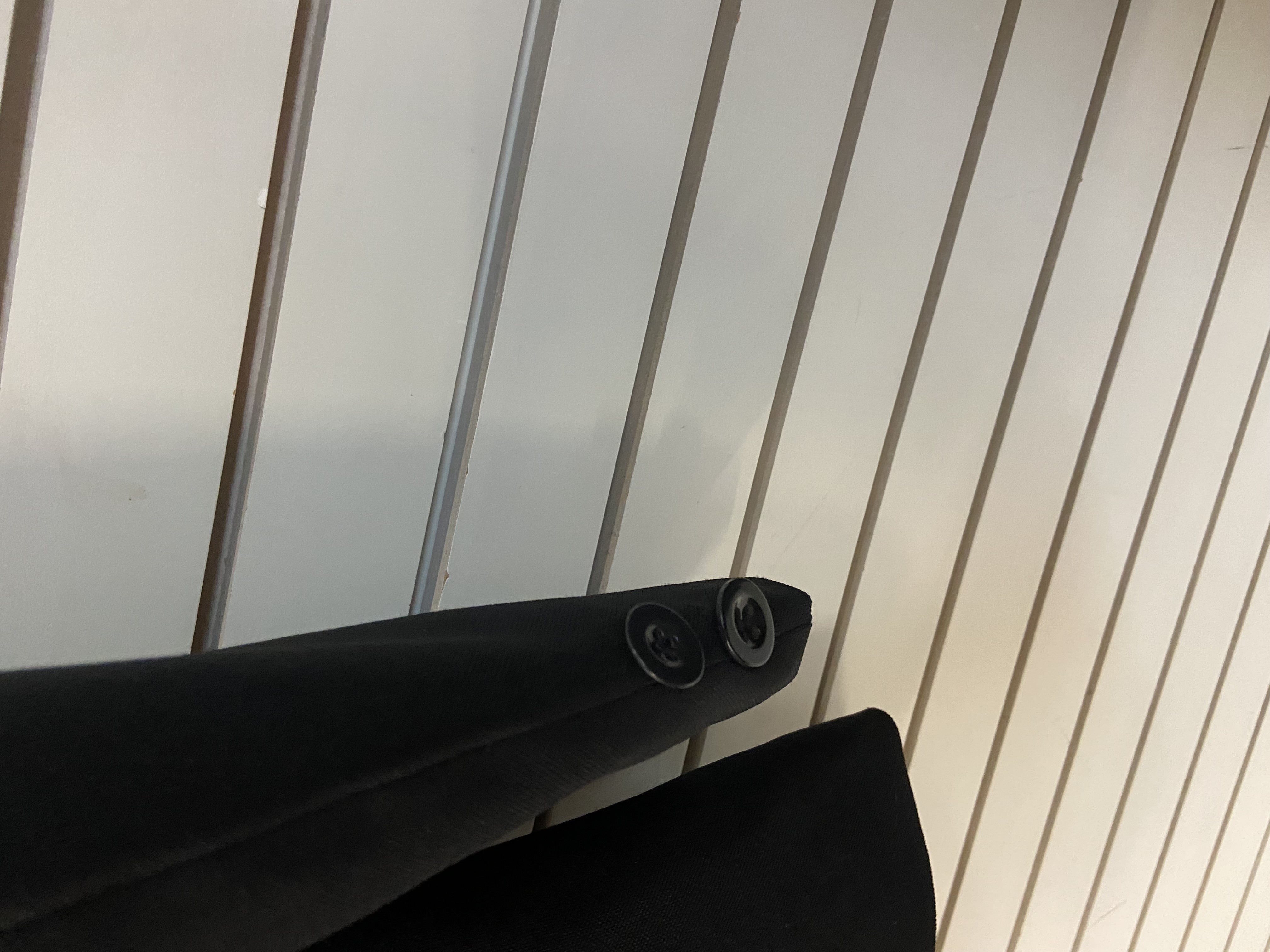 Sherwood Forest Junior Black Showing/Competition Jacket. Preowned. VCG. 28”