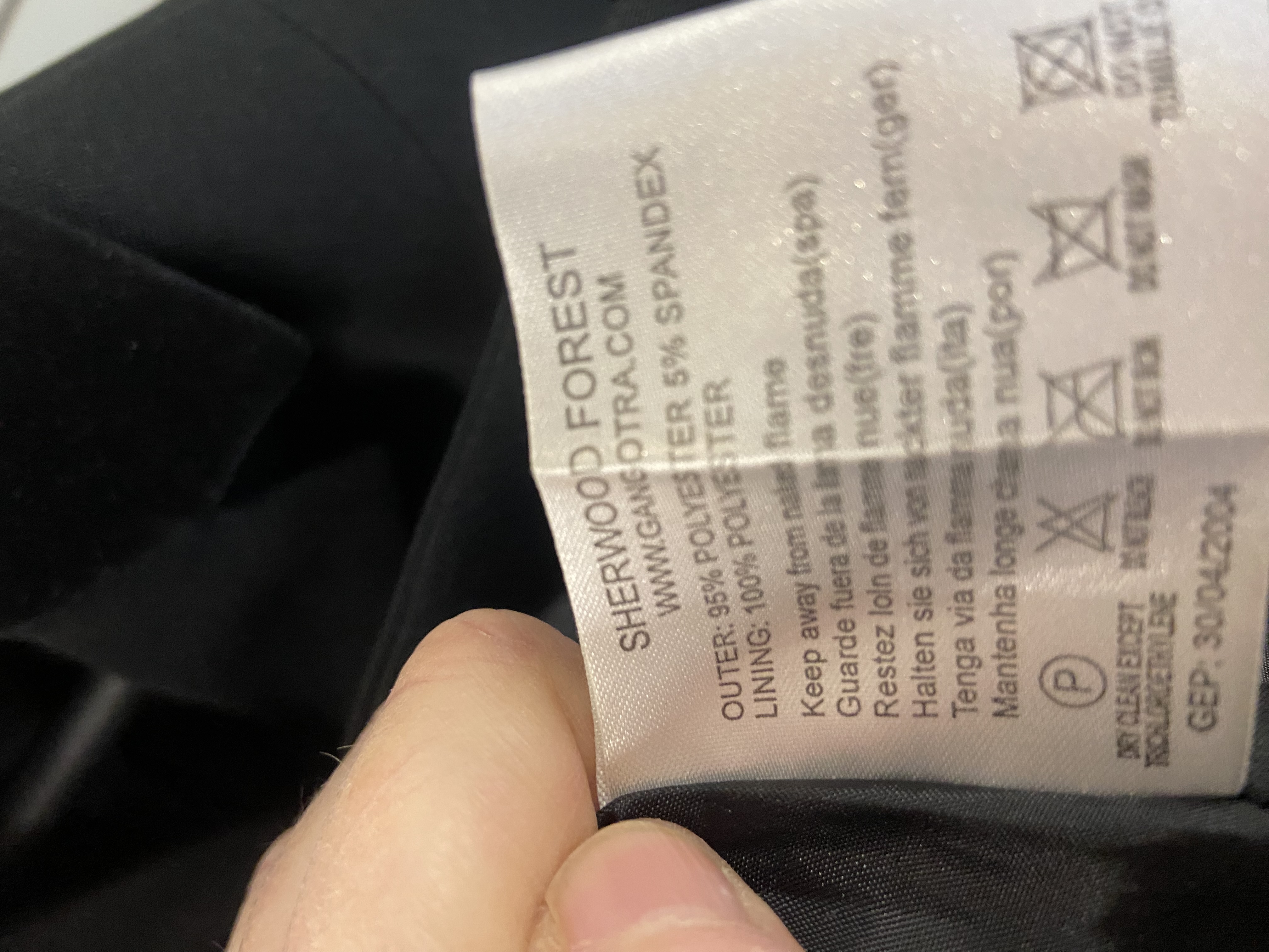 Sherwood Forest Junior Black Showing/Competition Jacket. Preowned. VCG. 28”