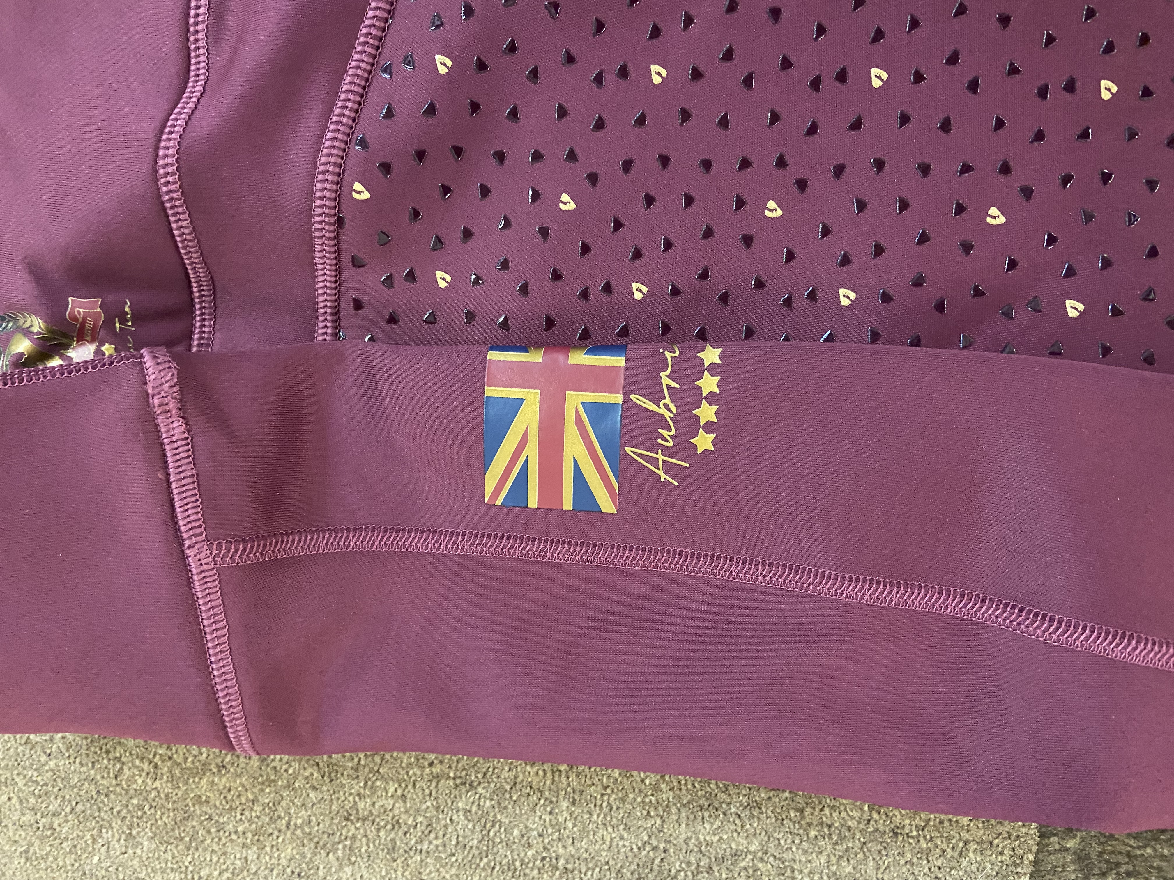 Shires Aubrion fleece lined riding tights in mulberry. Size 16. BNWT. RRP 59.99