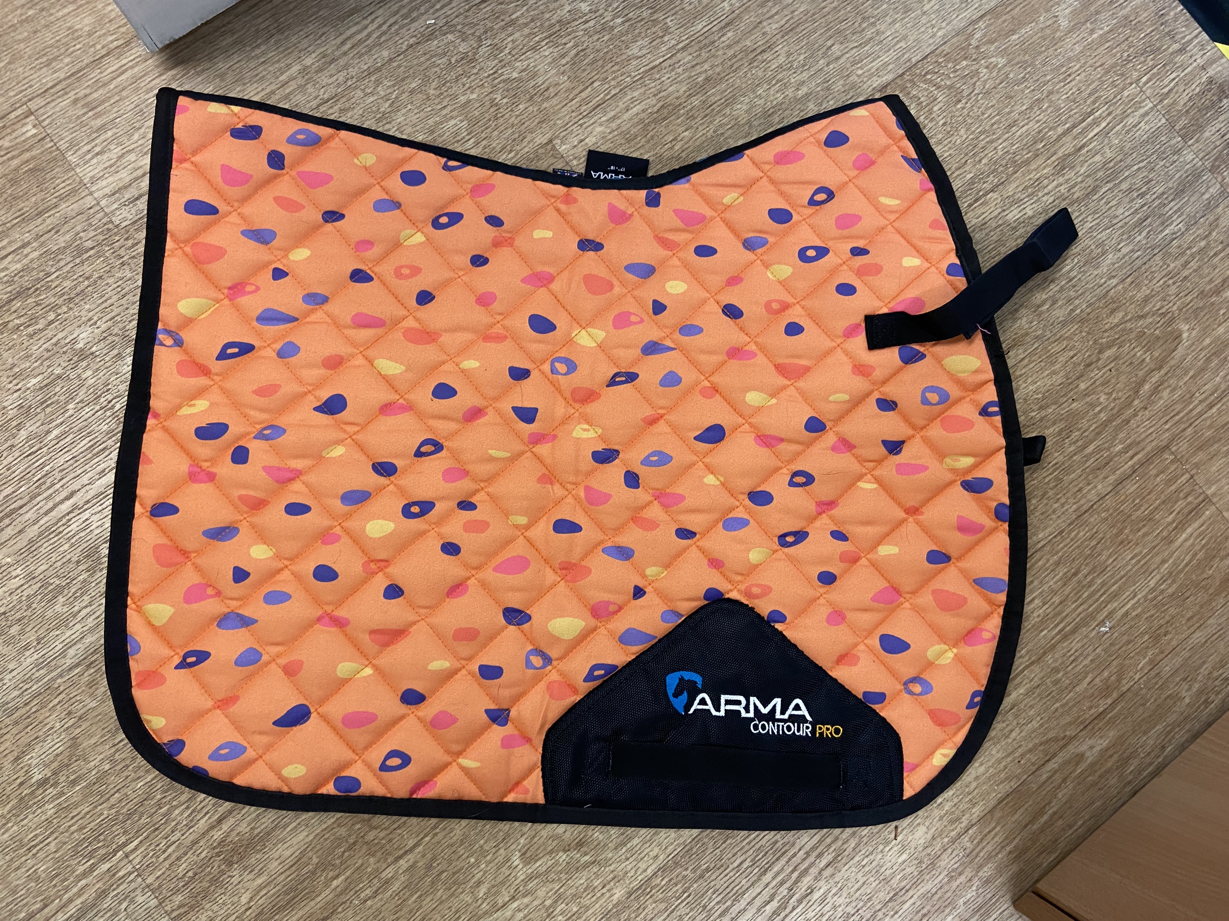 Shires Arma saddlepad. Preowned To fit 17”-18” saddle