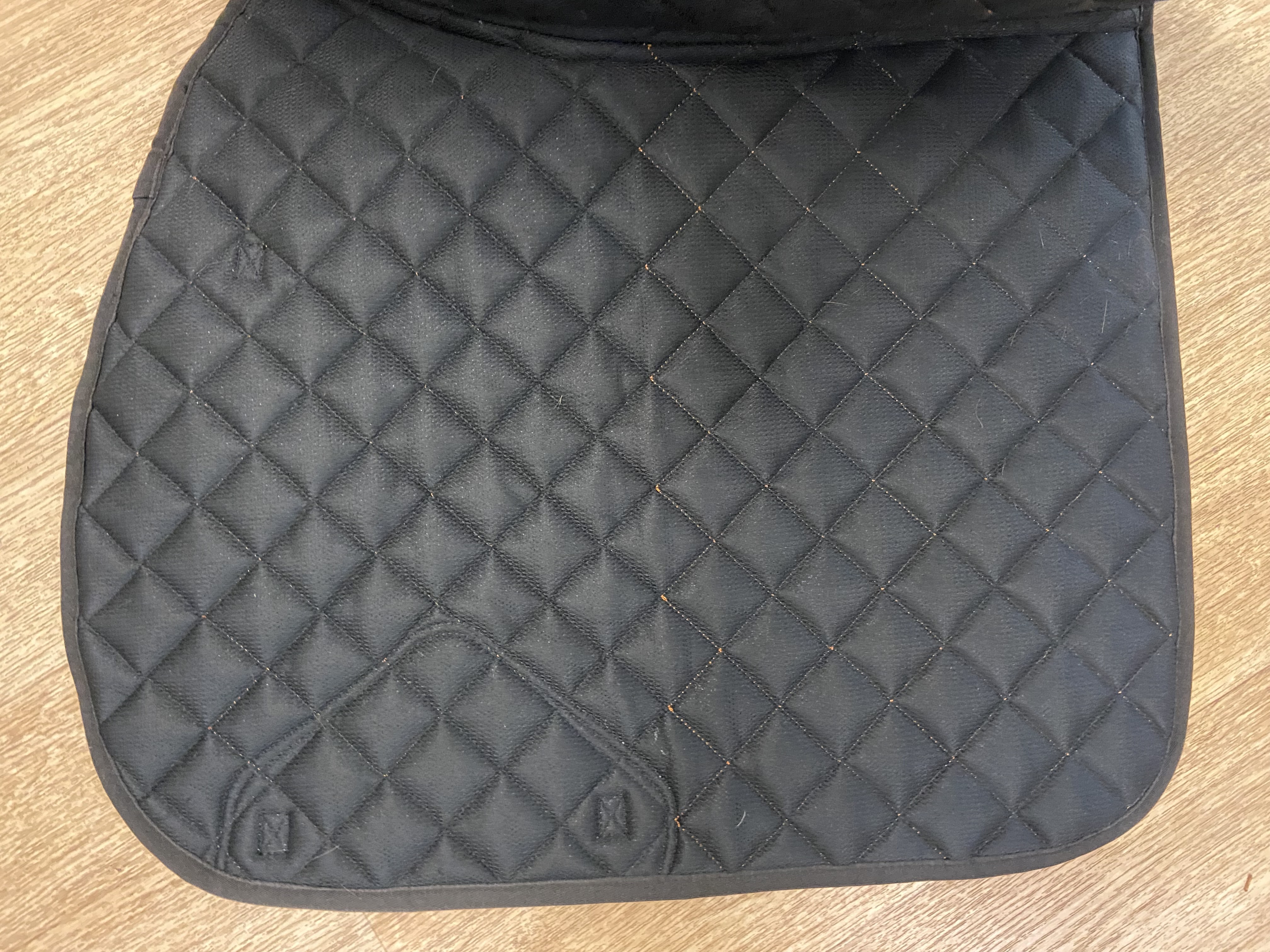 Shires Arma saddlepad. Preowned To fit 17”-18” saddle