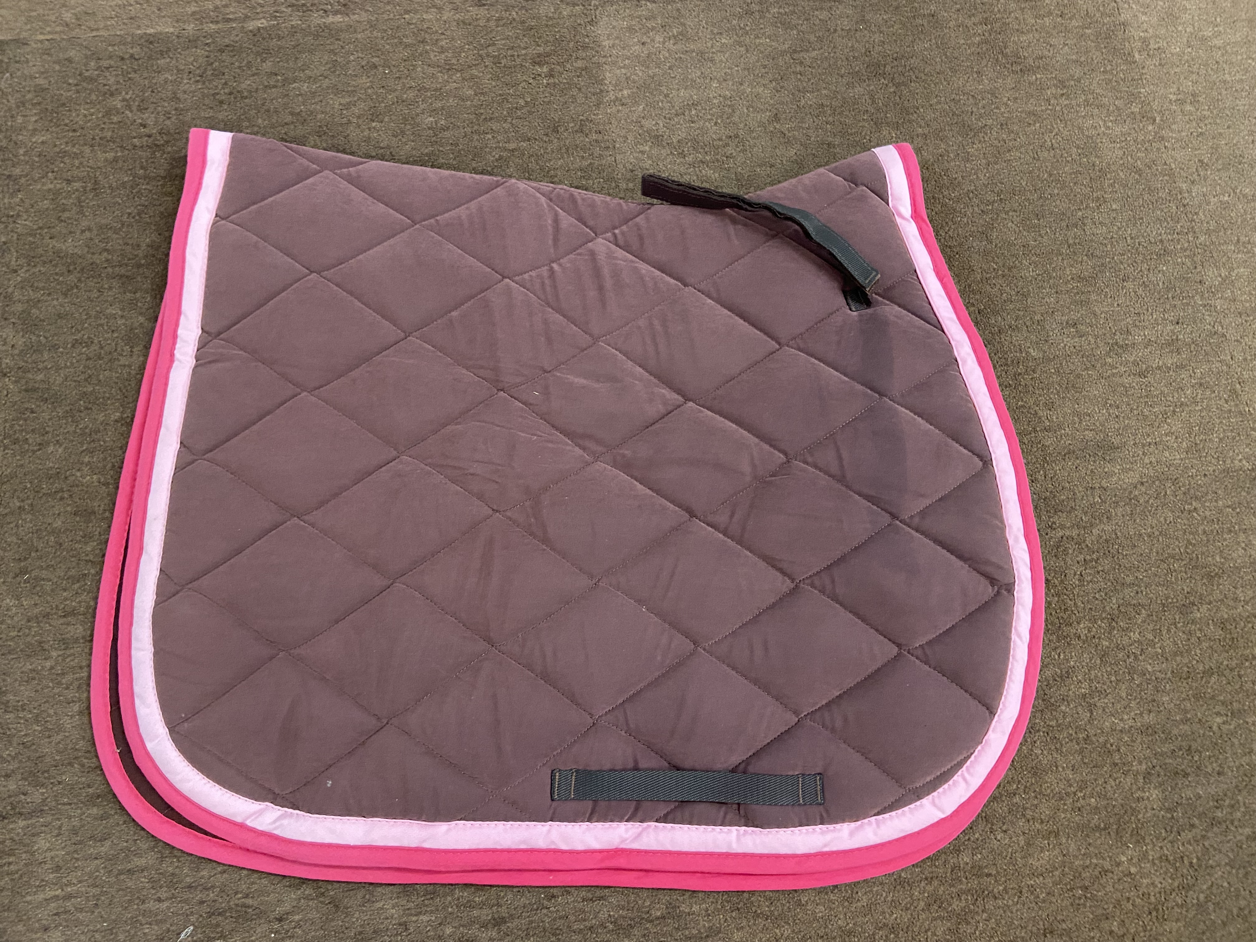 Hy Sport quilted saddlepad in brown. BNWT