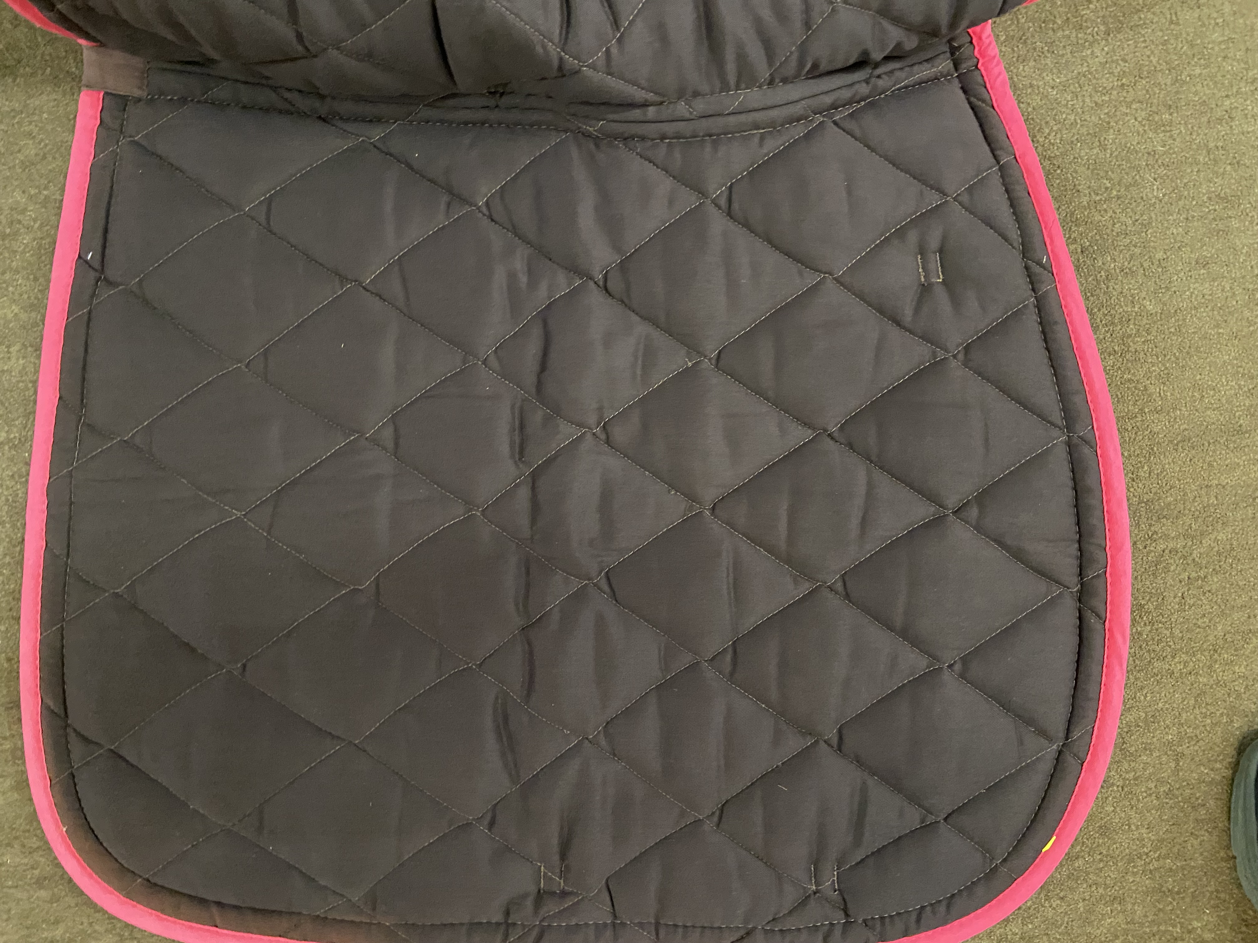 Hy Sport quilted saddlepad in brown. BNWT