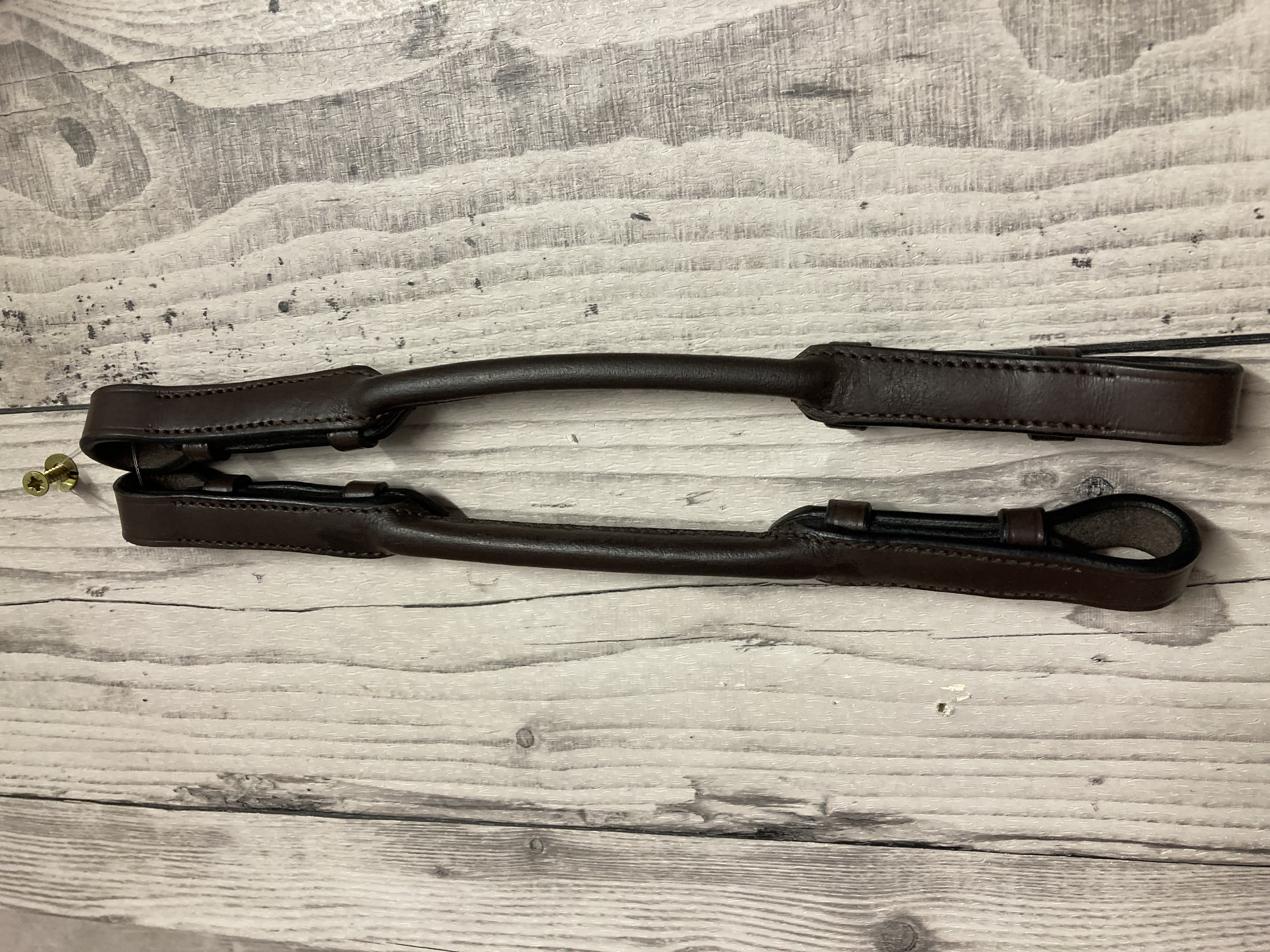 Pelham roundings. Brown leather. BNWOT. One size.