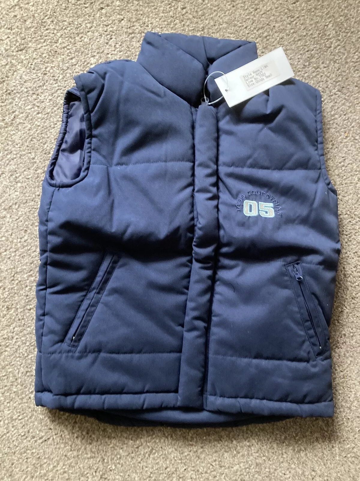 Childs Tagg Navy Blue GIlet. Age 6/8. BNWT