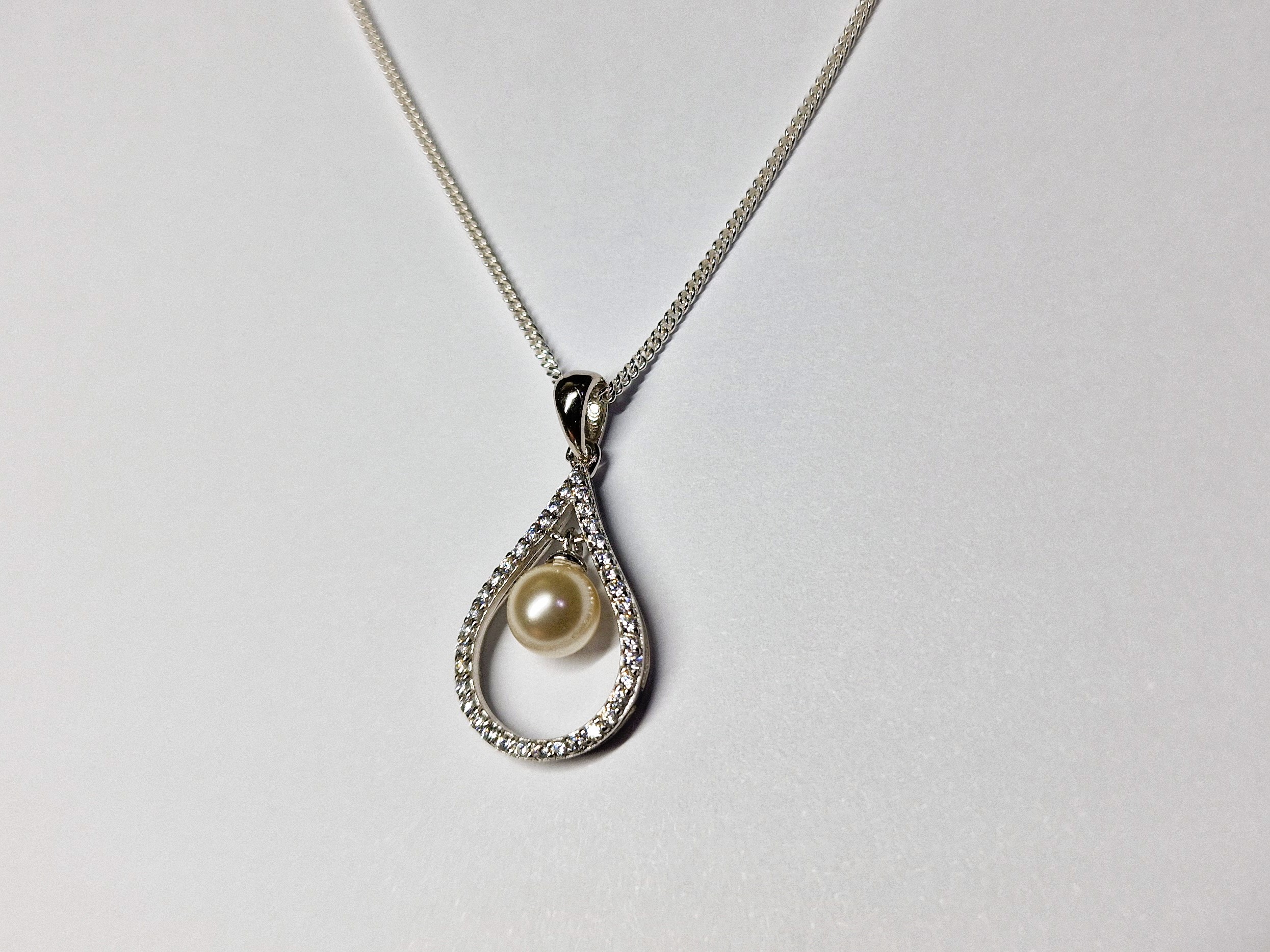 Pure Essence Pendant