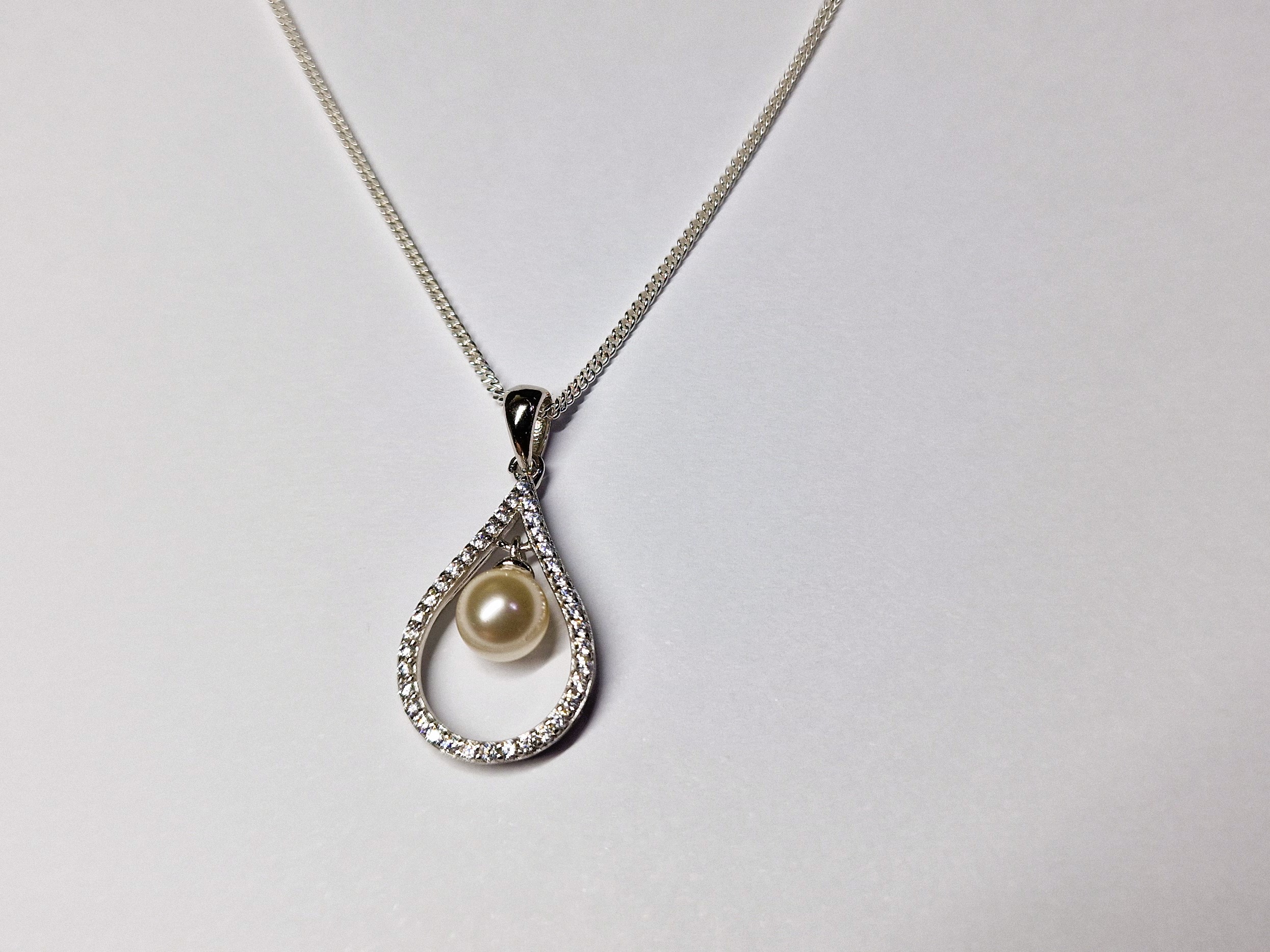 Pure Essence Pendant