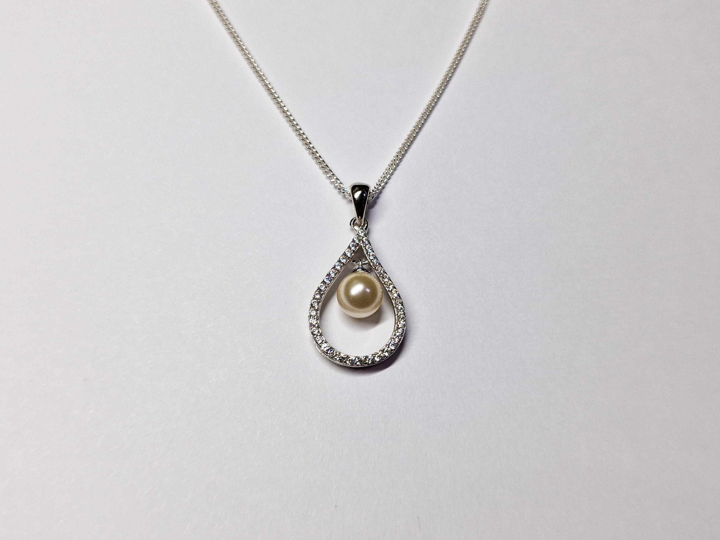 Pure Essence Pendant