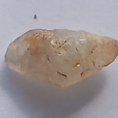 Natural Rough Yellow Sapphire / Corundum Gemstone - 35.40 Carats