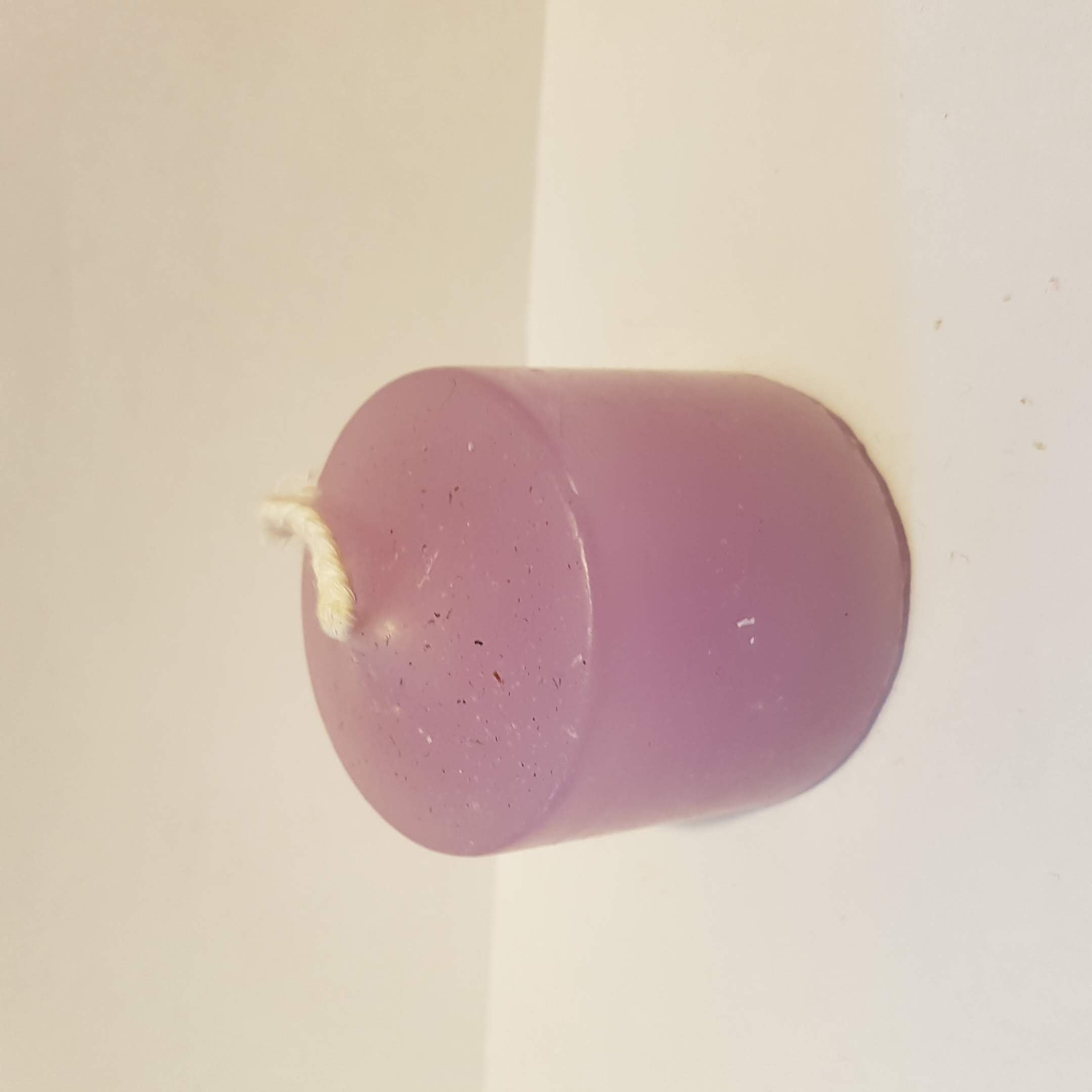 17 cm Coloured Scented Soy pillar candle