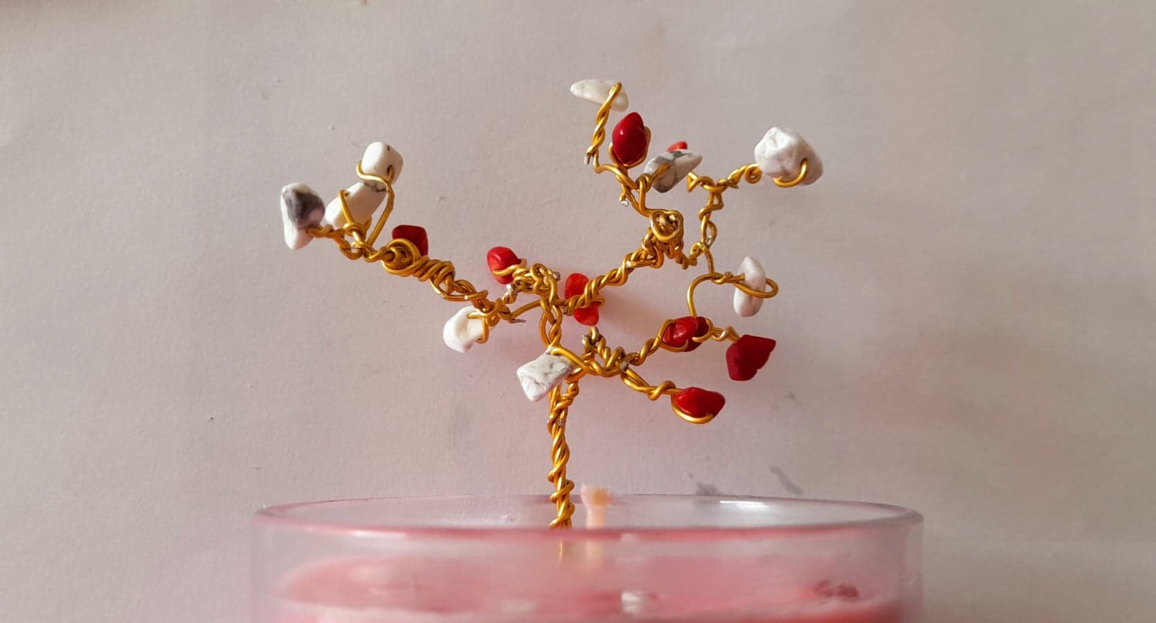 Handmade (40 Gems) Tree Candle - 30cl scented soy wax with Gold Dust Cap Holder. Carol's Candles