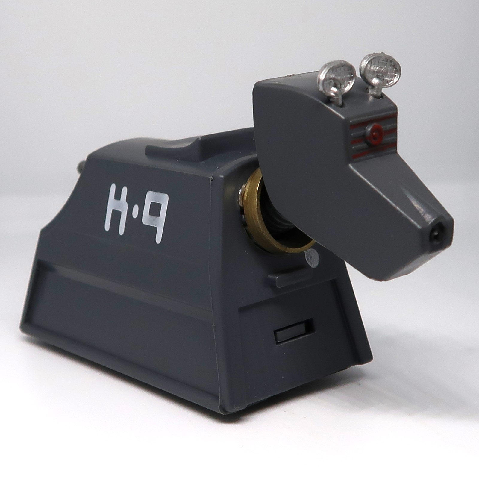 main product image on details page