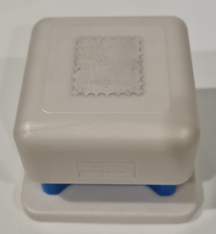 CM Place 'n' Punch : Postage Stamp