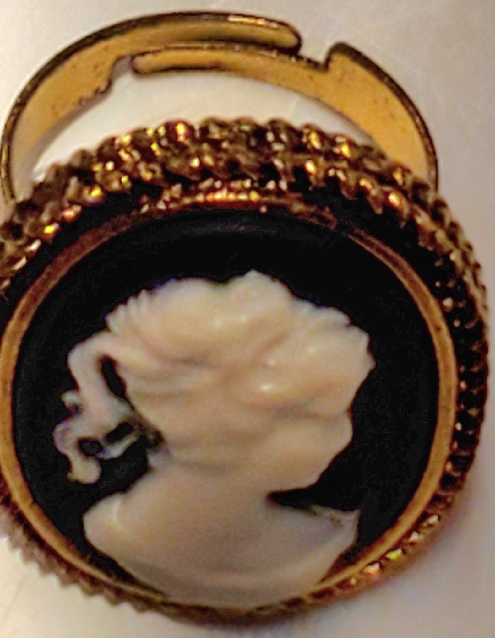 Cameo