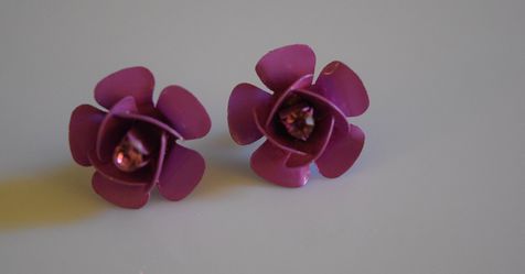 Metal flowers