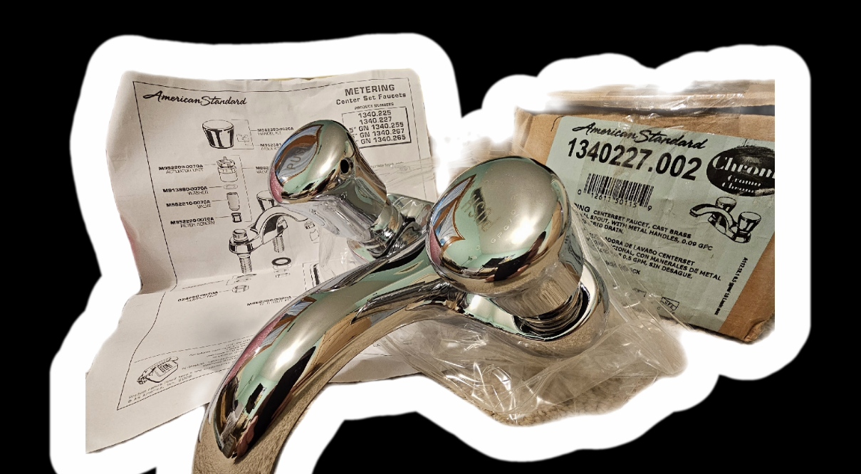 American Standard Metering 4Inch Centerset 2Handle Faucet 0.5 gpm/1.9 Lpf