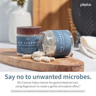 Plexus Bio Cleanse bottle in use