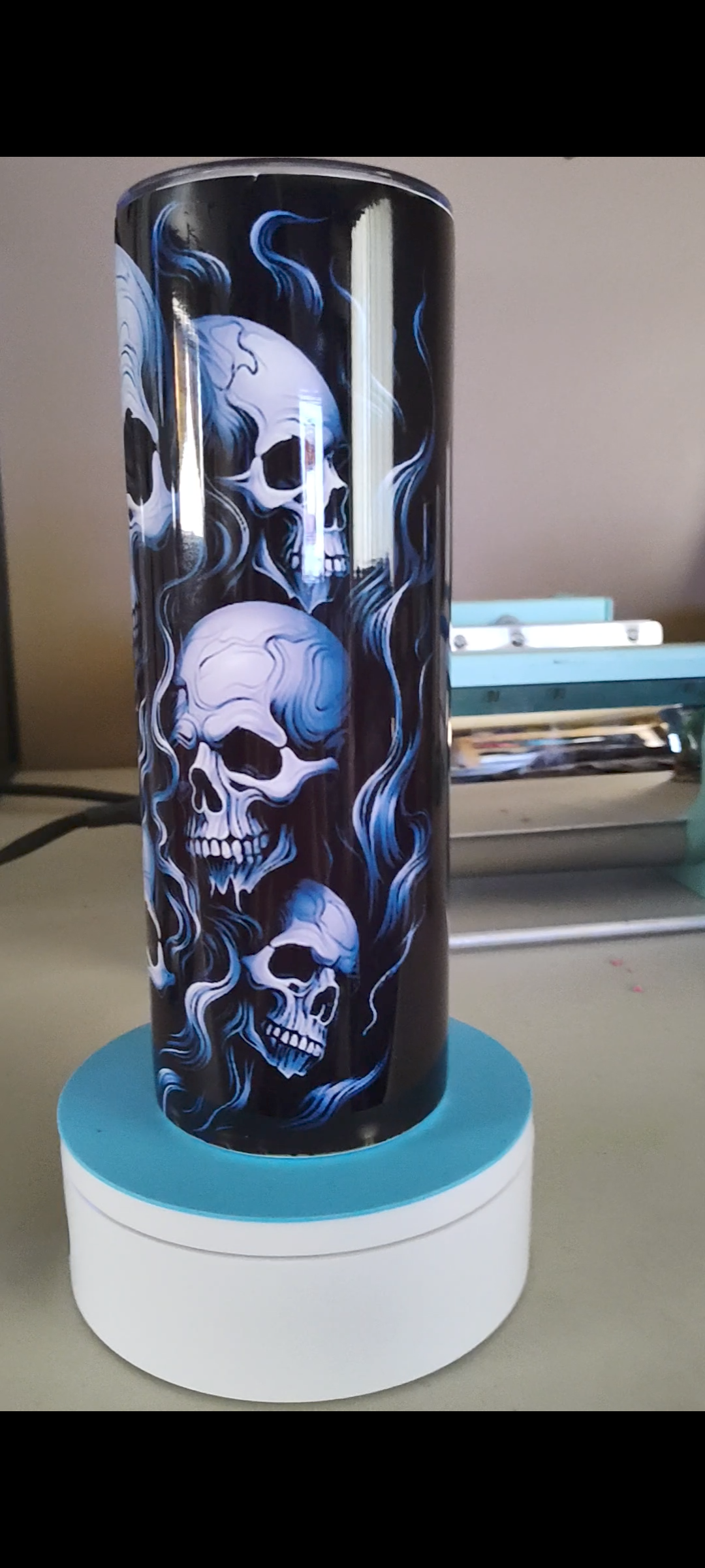 20 oz Smoky Skull Tumbler