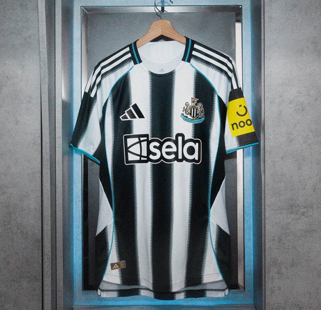 Newcastle United Home Replica Personalised Adult Shirt or kids Kit