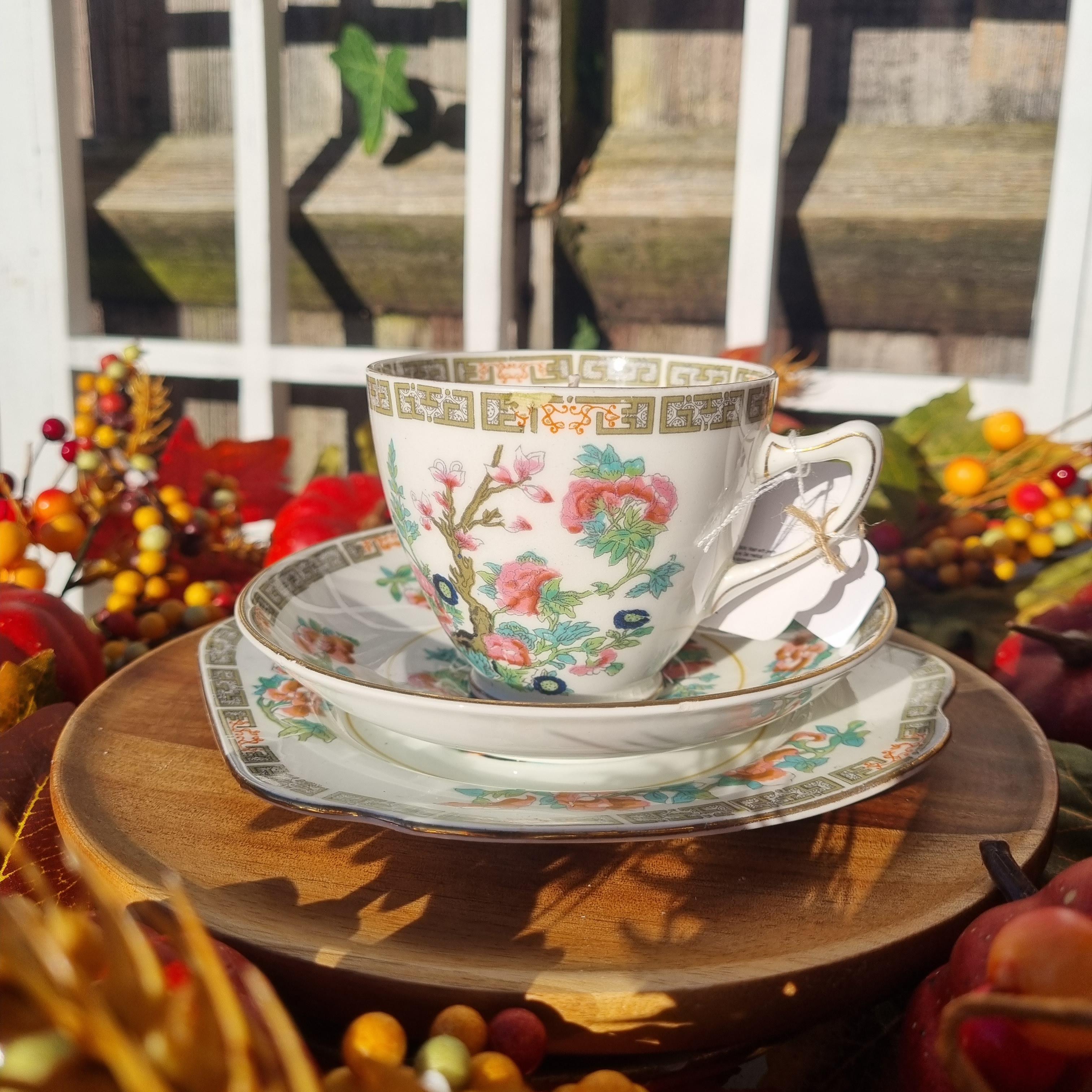 Hot Apple Pie Teacup & Saucer Candle
