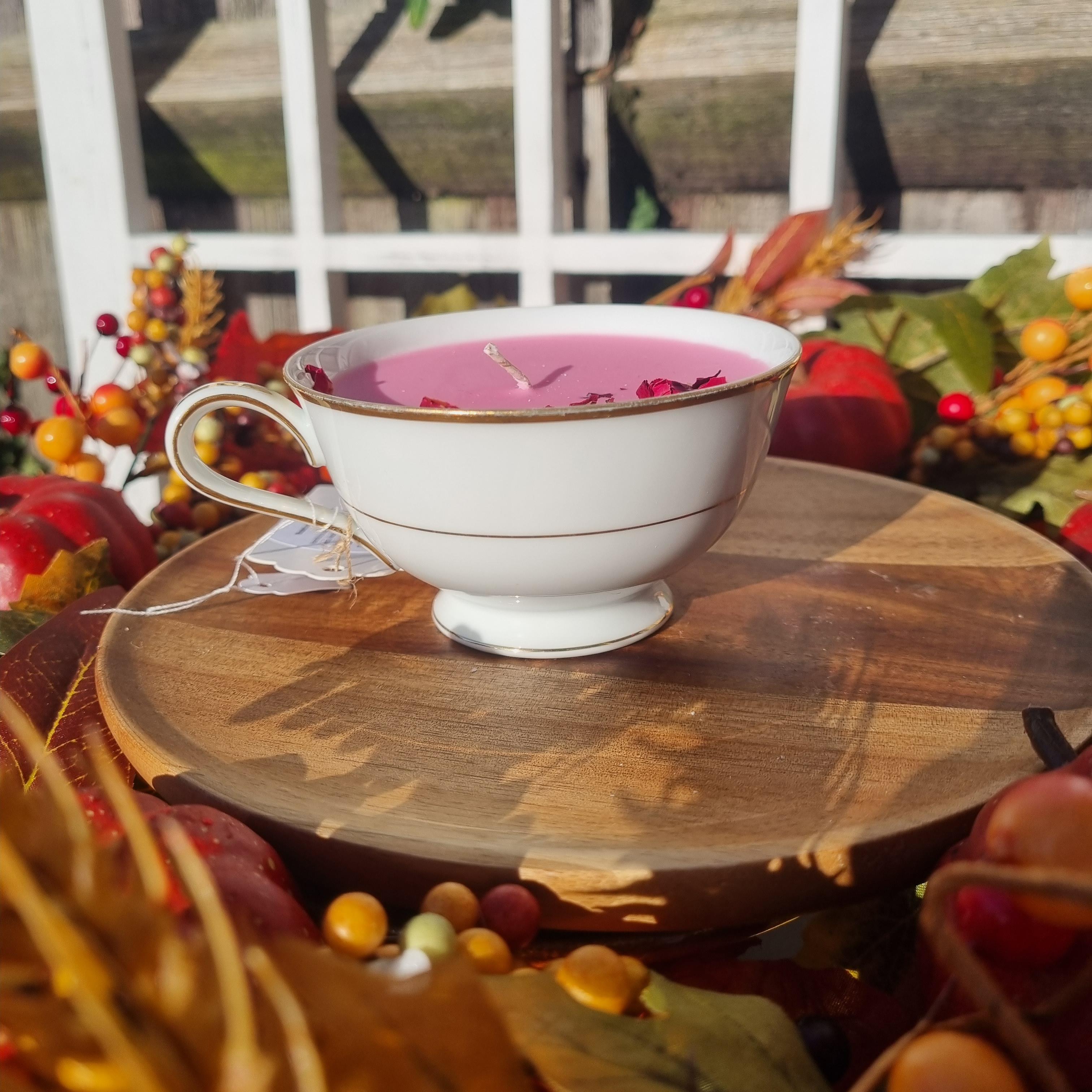 Rhubarb & Custard Teacup Candle