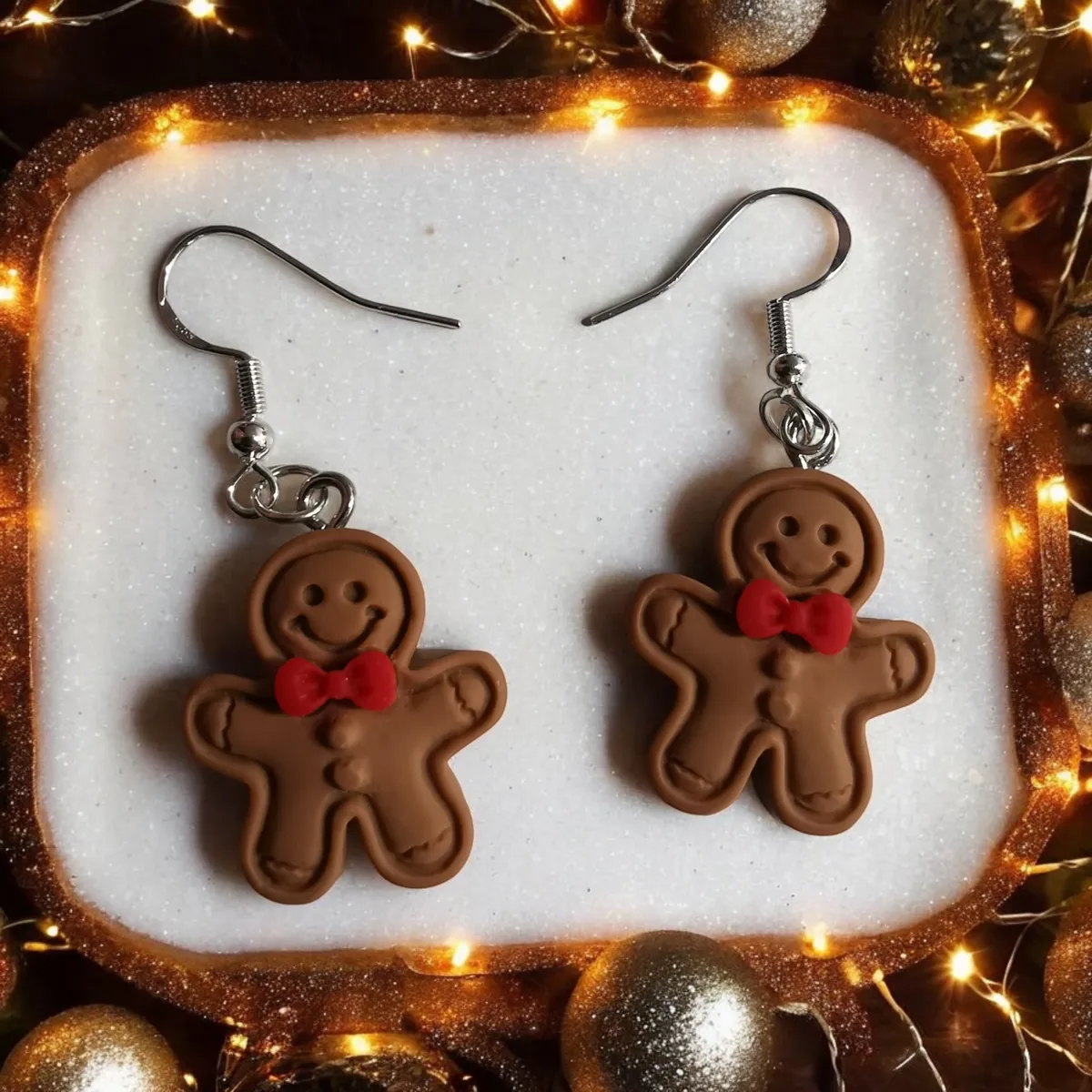 main product image on details page