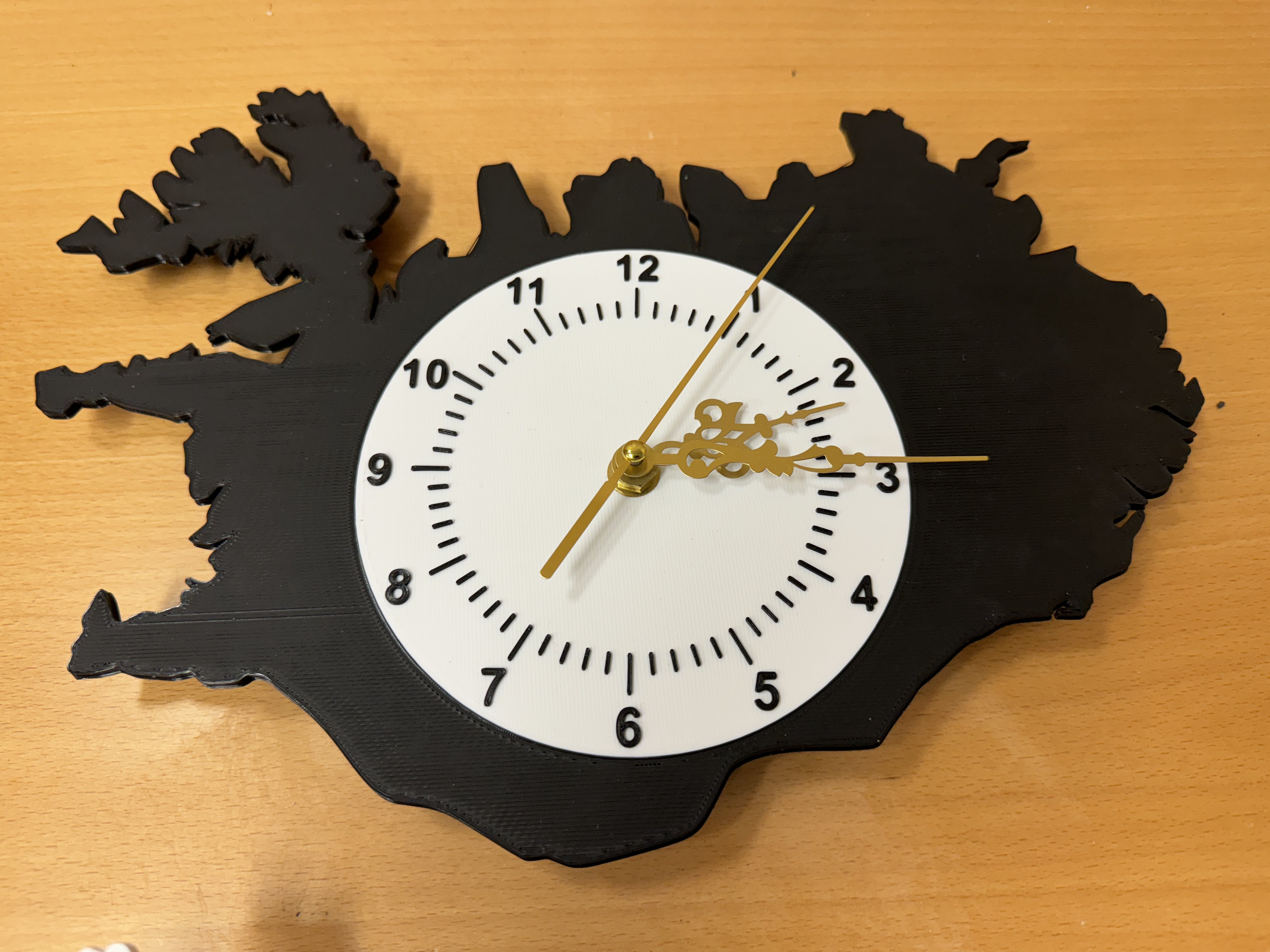 Klukka á Íslandi með skífu