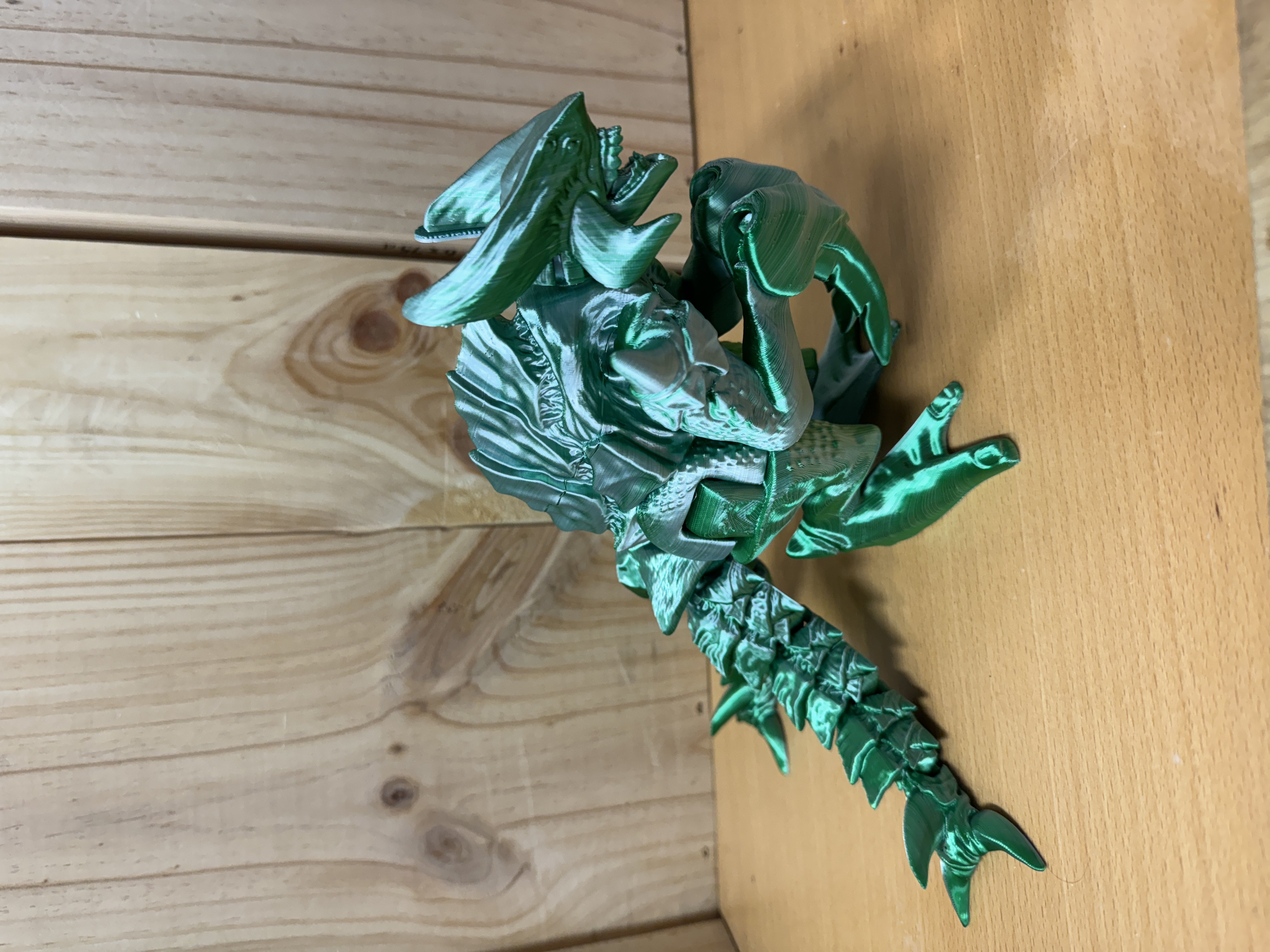 Kaiju skrímsli með liðamótum