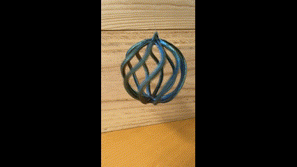 Marglitar kúlur með boga