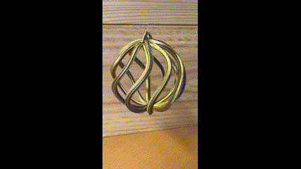 Marglitar kúlur með boga