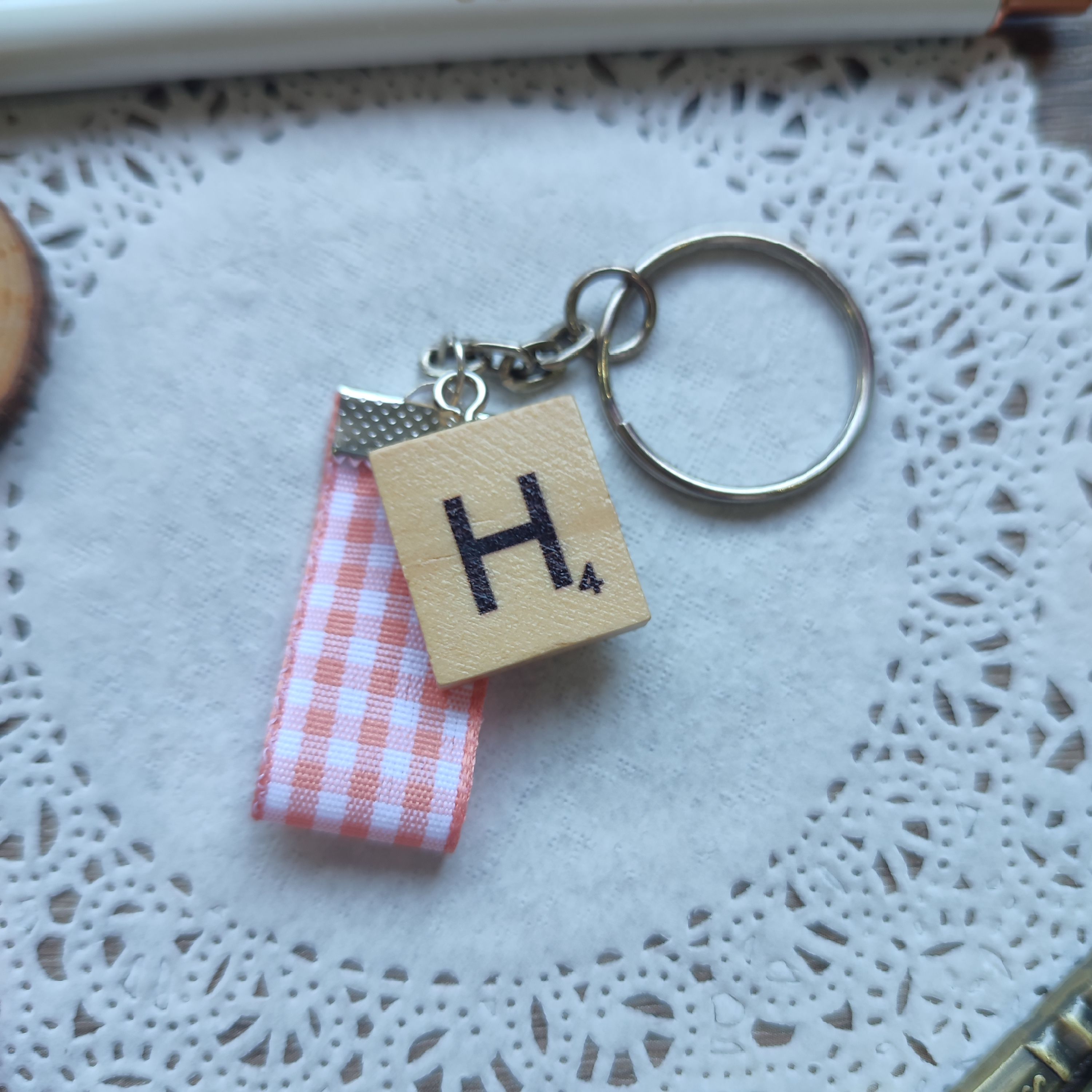 Monogram Scrabble Tile and Peach Plaid Ribbon Keychain (Letter H)