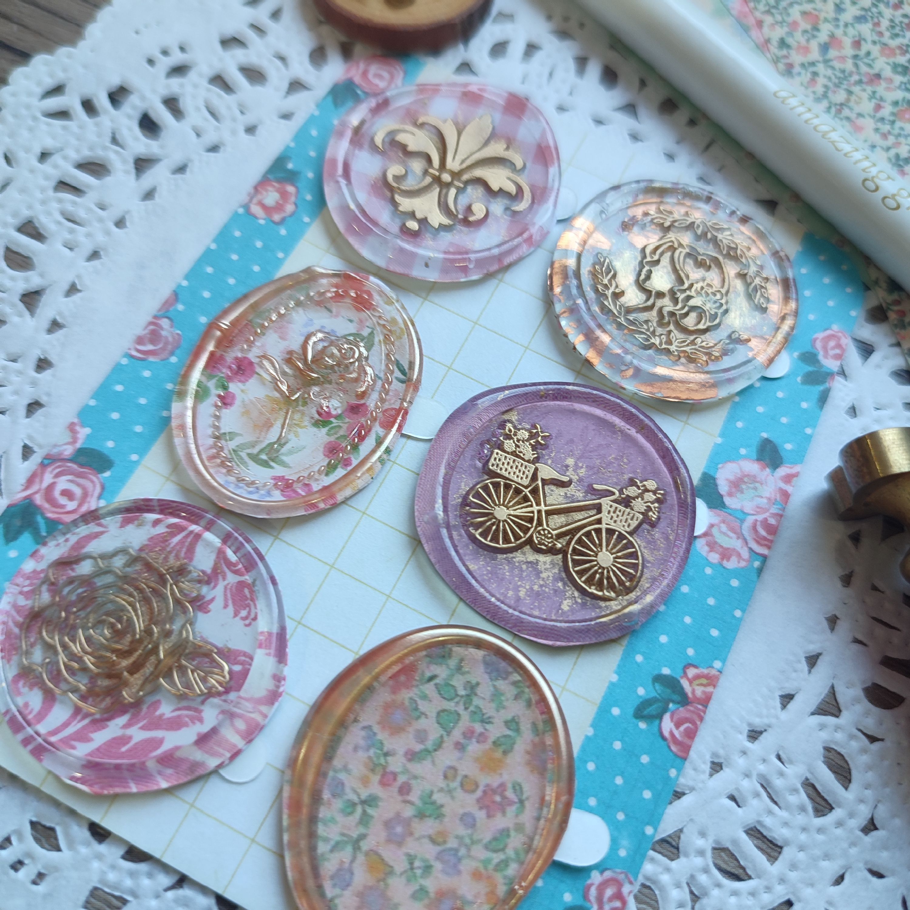 Pre-made Wax Seals in Pattern Paper Set 1