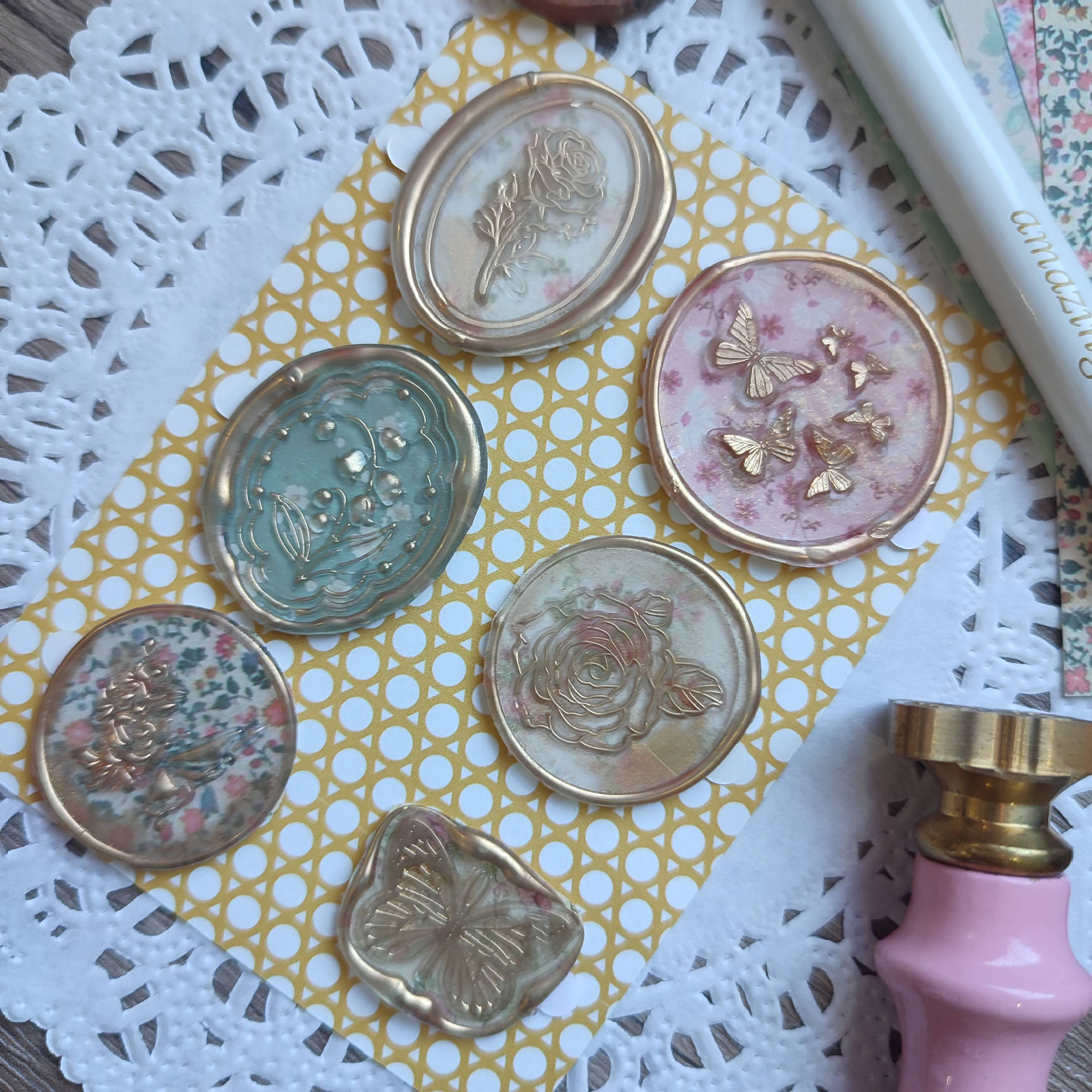 Pre-made Wax Seals in Pattern Paper Set 2