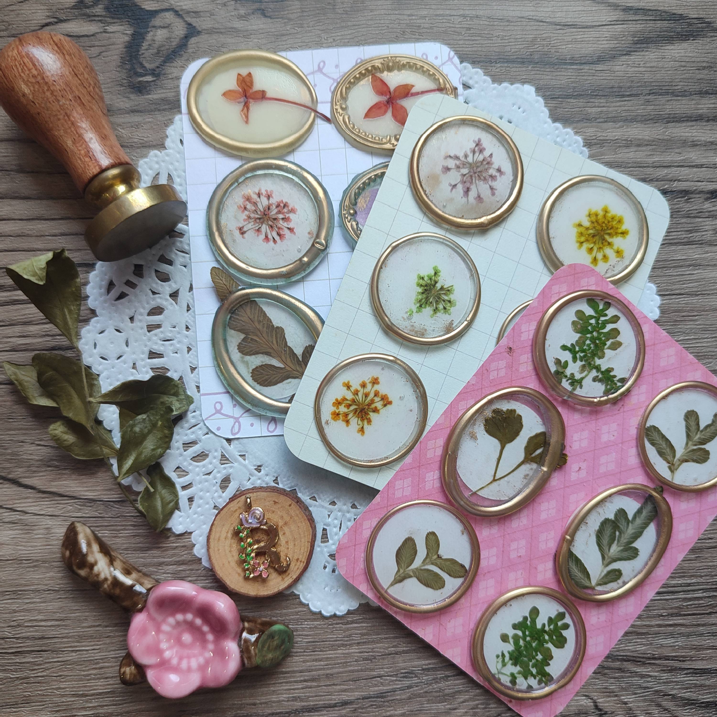 Pre-made Wax Seals with Dried Leaves Set 6