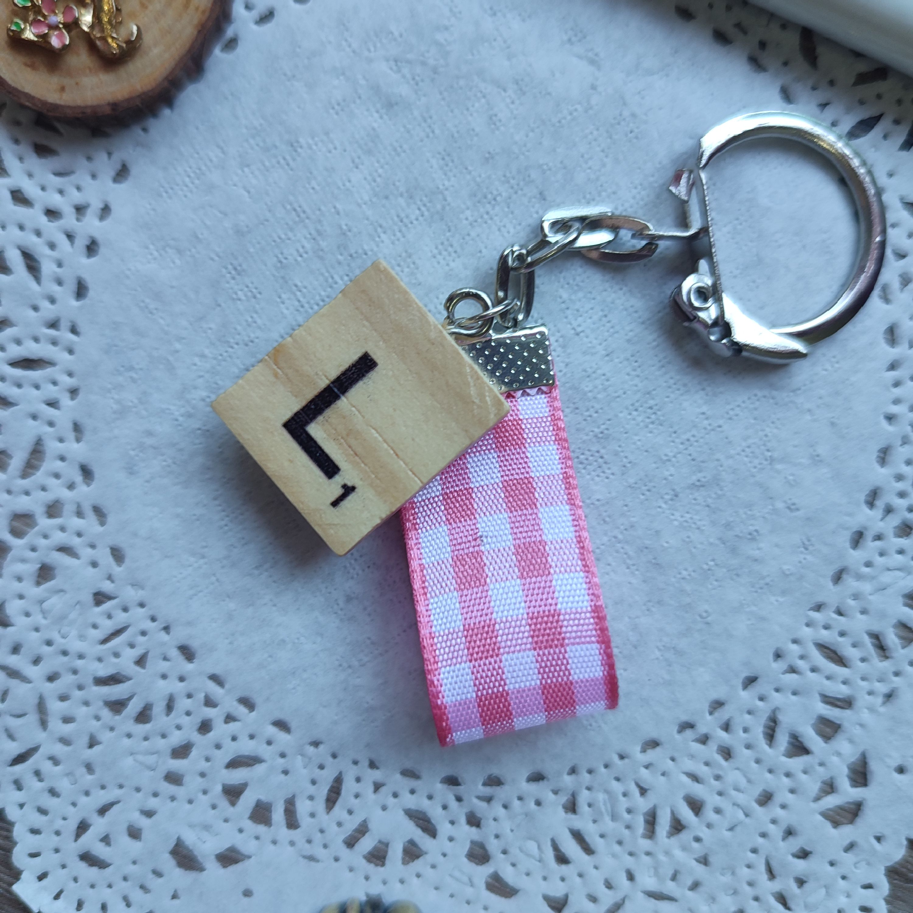 Monogram Scrabble Tile and Pink Plaid Ribbon Keychain (Letter L)