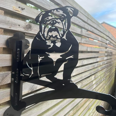 Bulldog Ornamental Hanging Bracket
