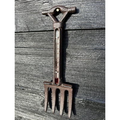 Cast Iron Garden Fork Thermometer – Rustic Outdoor Décor