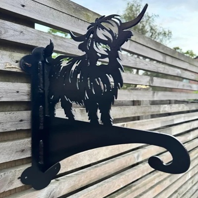Highland Cow Ornamental Hanging Bracket