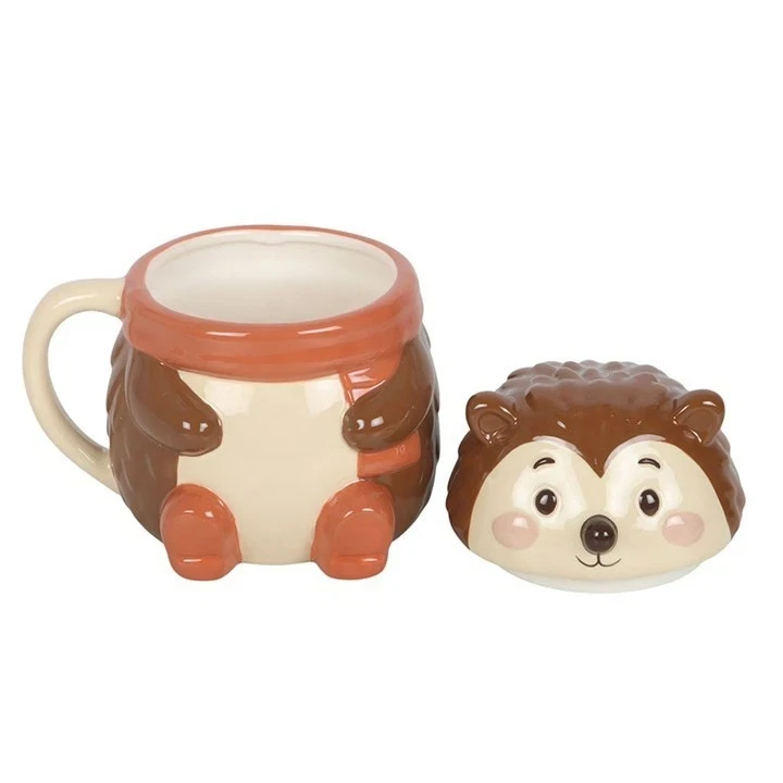 Hazel Hedgehog Lidded Mug – Ceramic Woodland Mug