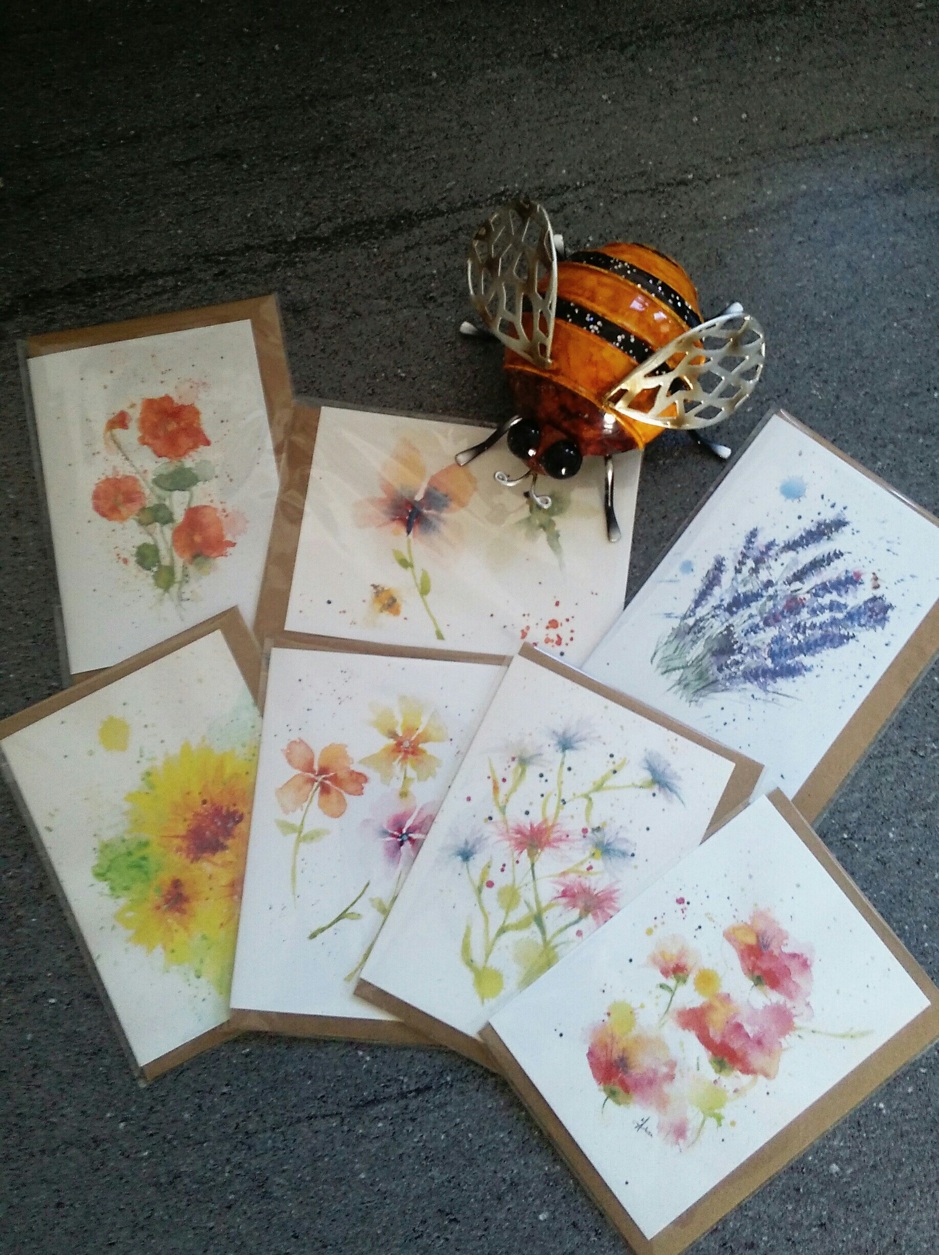 5 X 'BEE FRIENDLY' GREETING CARD COLLECTION- A6