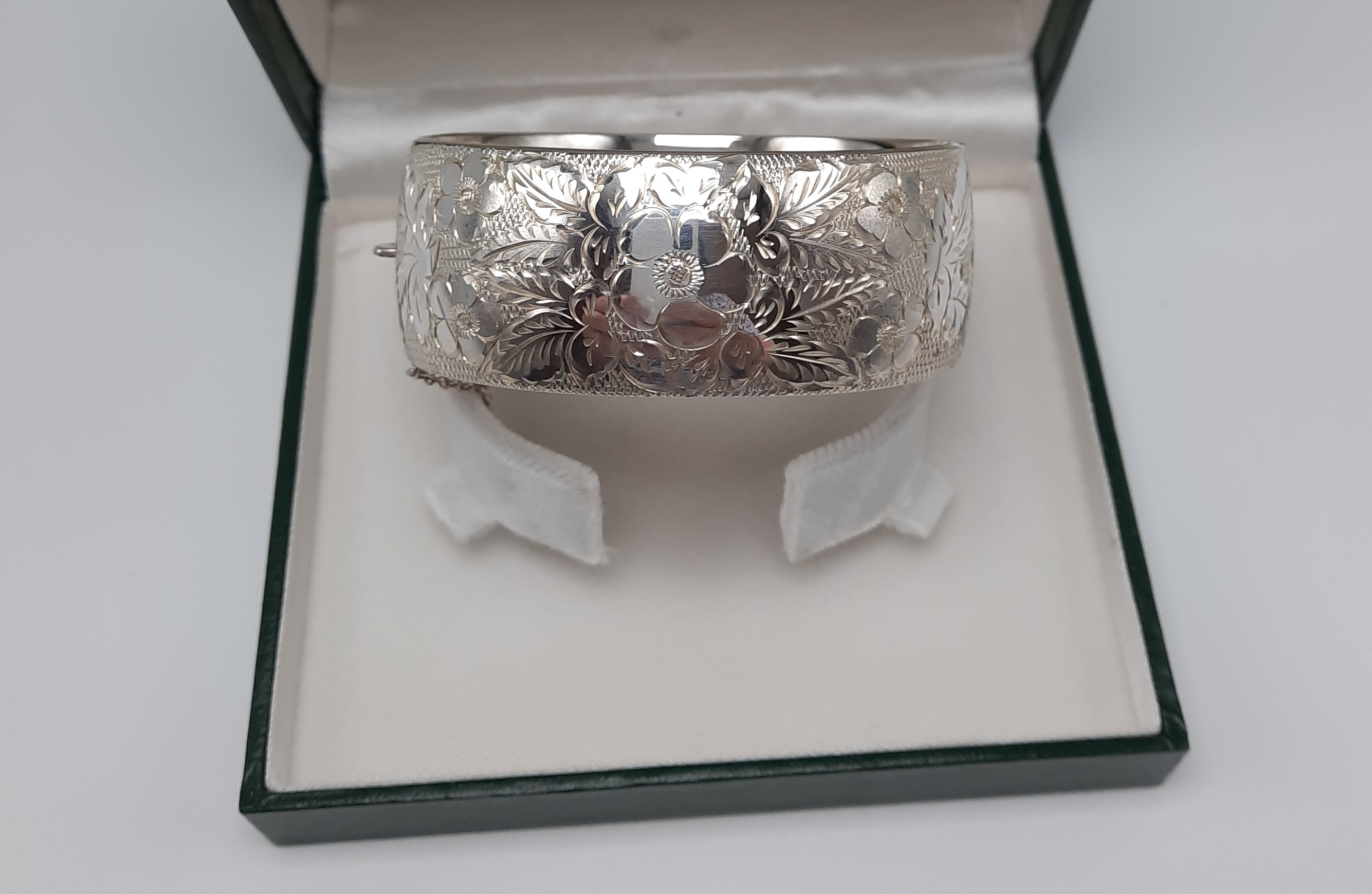 Vintage Sterling Silver Wide Floral Engraved Bangle - Boxed