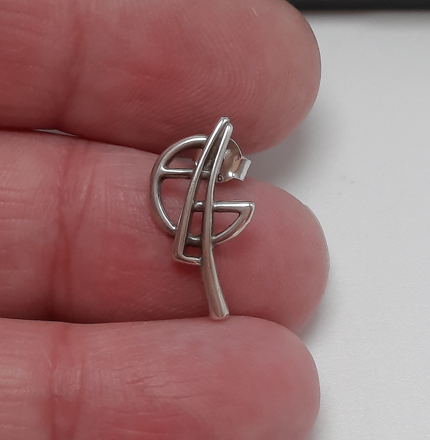 Stylish Sterling Silver Ear Studs by Carrick