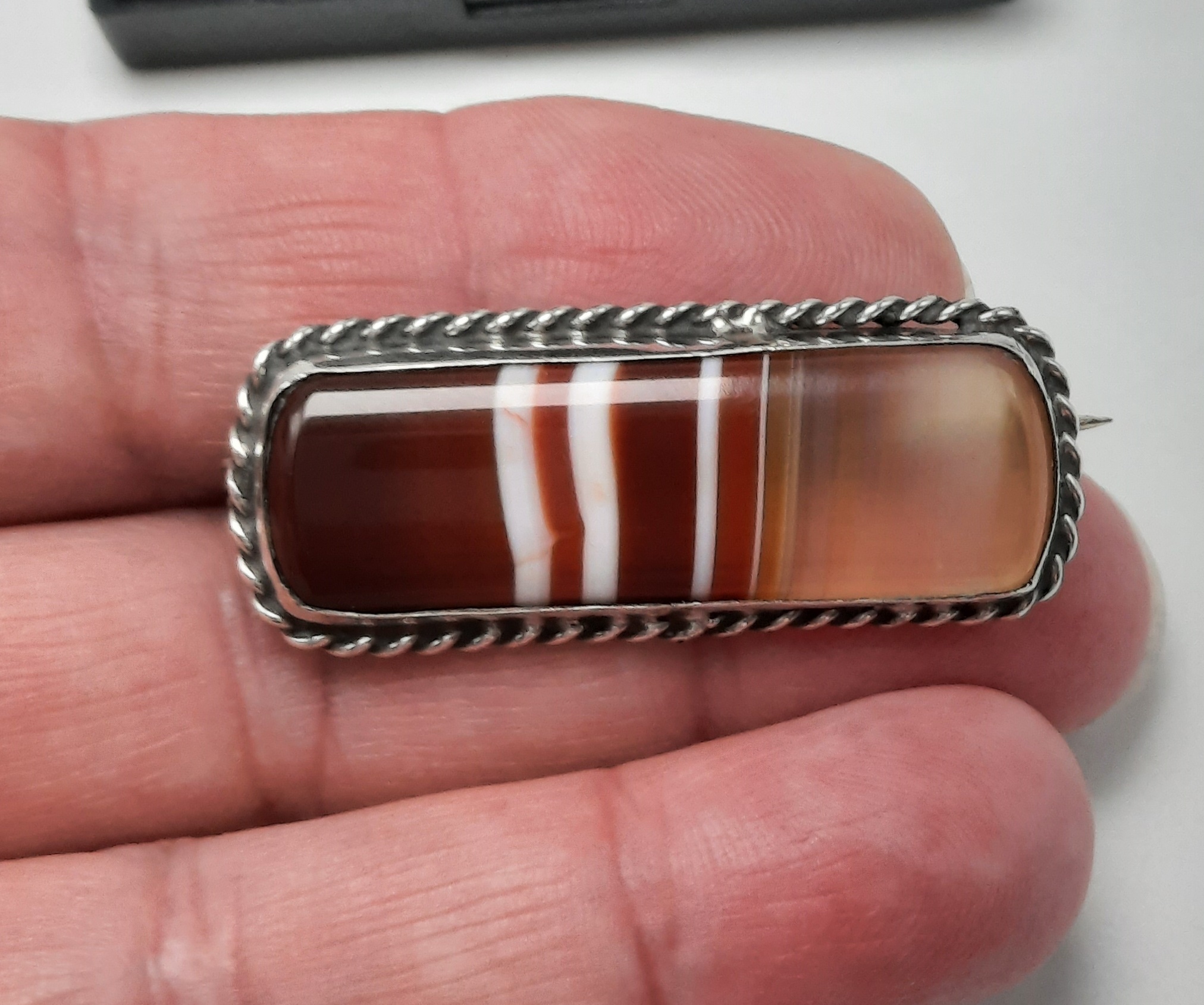 Banded Agate and Sterling Silver Vintage Brooch