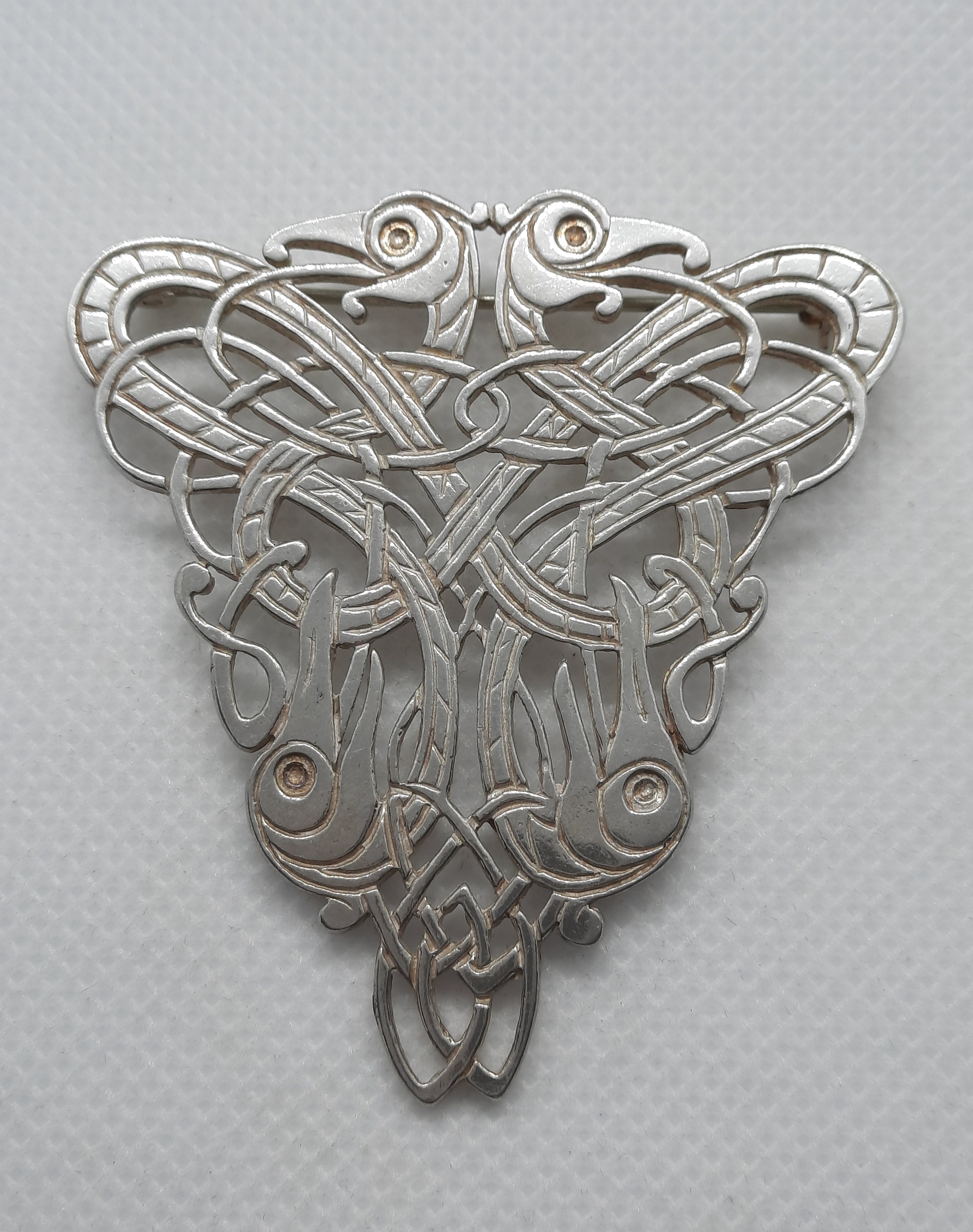 Tain Silver Tri-Dragon Large Brooch in Sterling Silver - Hallmarked