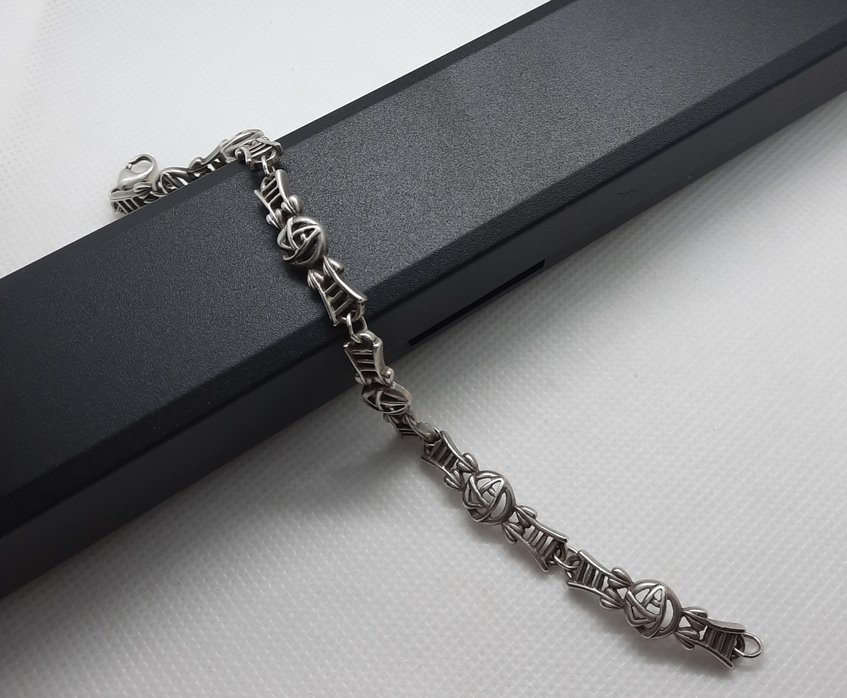 Sterling Silver Rennie Mackintosh Glasgow Rose Design Bracelet