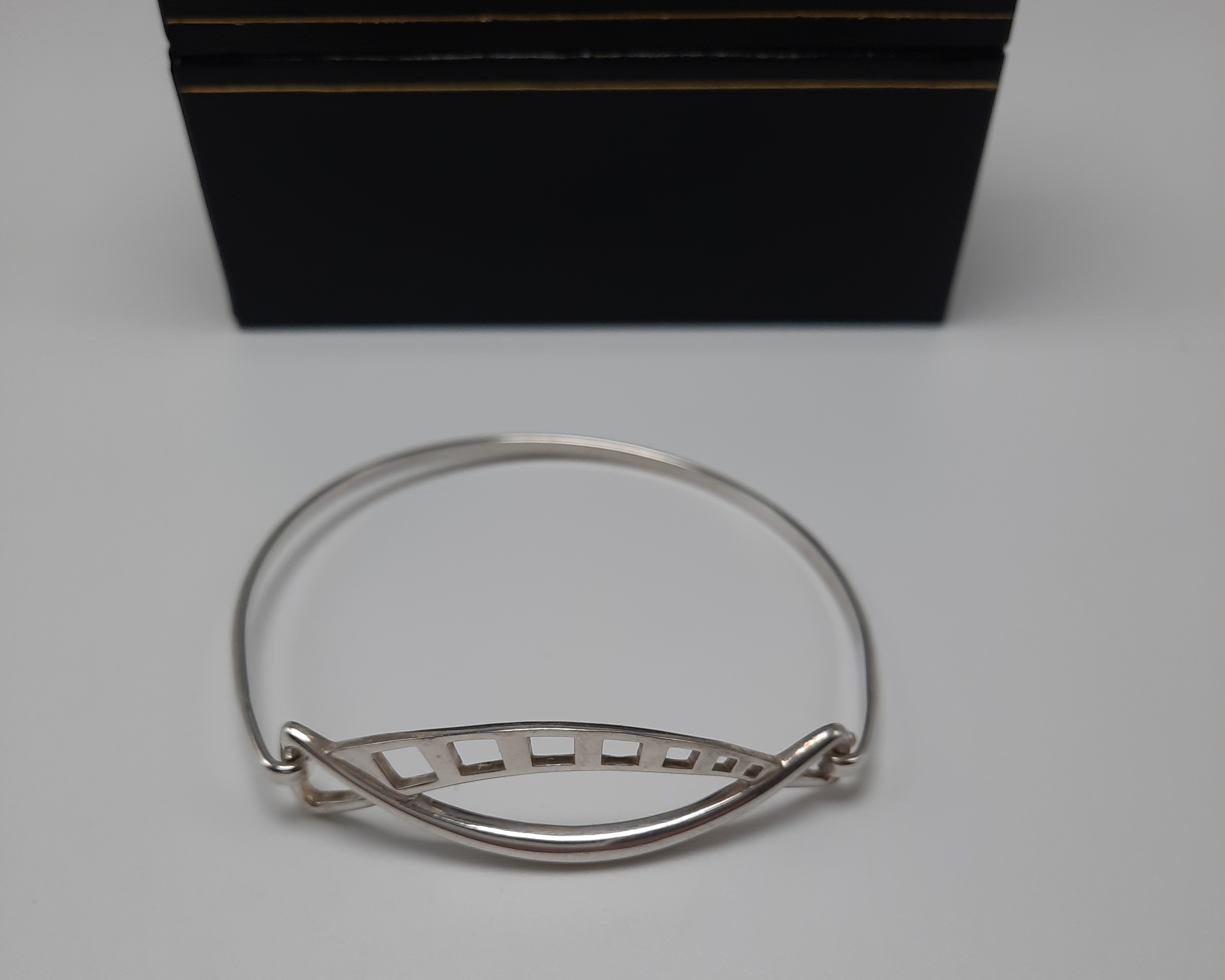 Sterling Silver Carrick Modern Design Bangle - Boxed